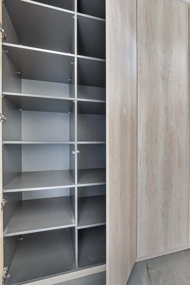 Burgemeester Hogguerstraat 1193, Amsterdam foto-24 blur