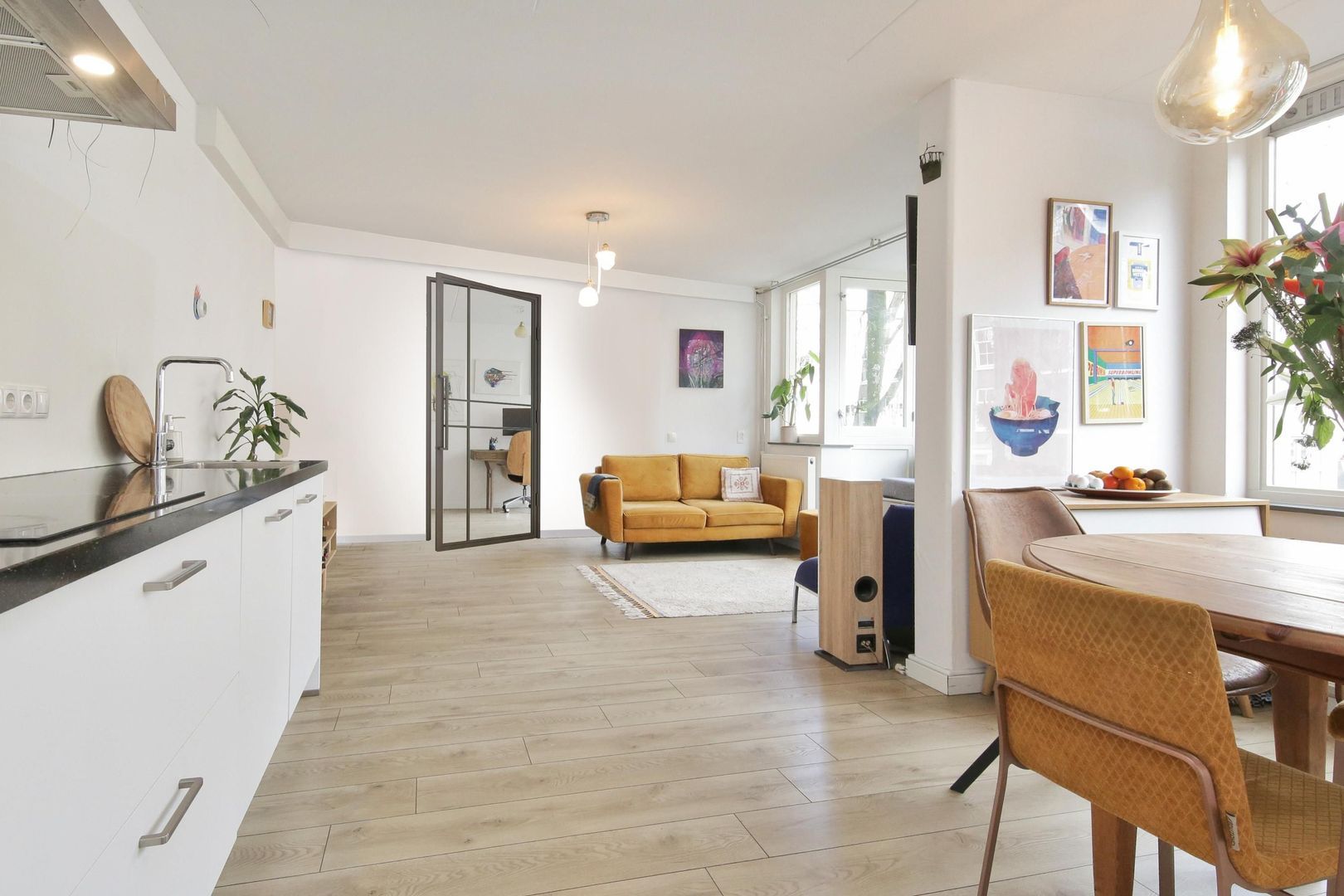 Recht Boomssloot 18 C, Amsterdam foto-1 blur