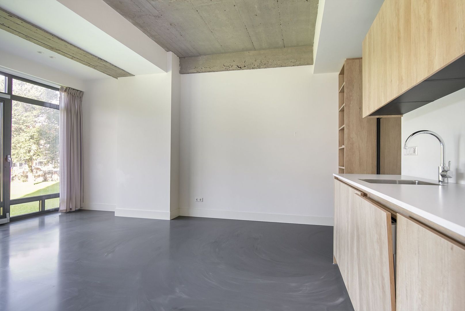 Burgemeester Hogguerstraat 1221, Amsterdam foto-4 blur