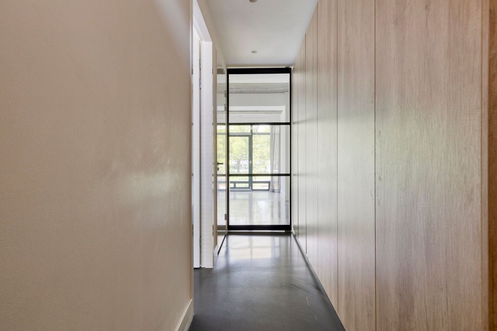 Burgemeester Hogguerstraat 1221, Amsterdam foto-9 blur