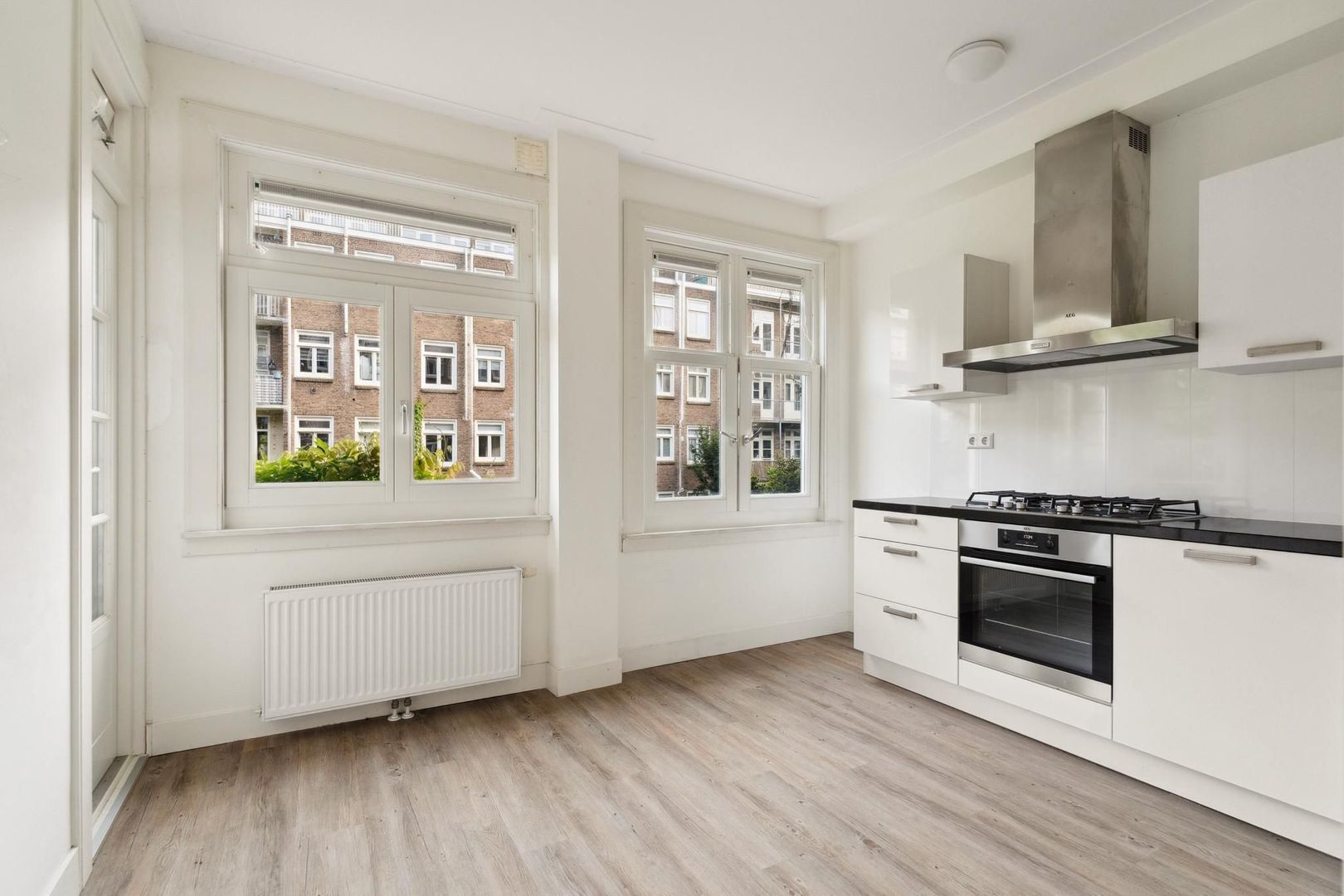 Van Tuyll van Serooskerkenweg 69 1, Amsterdam foto-12 blur