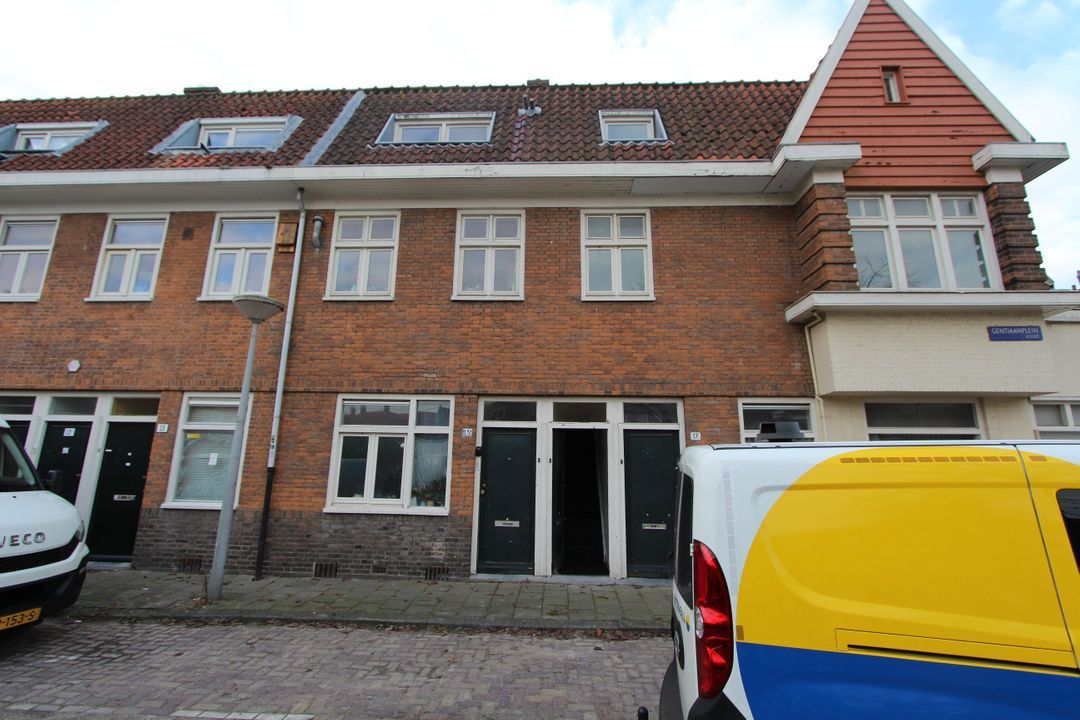 Gentiaanplein 15, Amsterdam