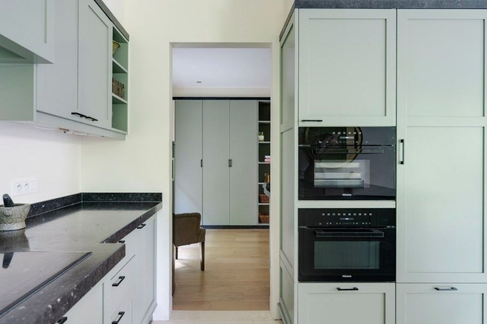 Hoge Haar 53, Schilde foto-4 blur