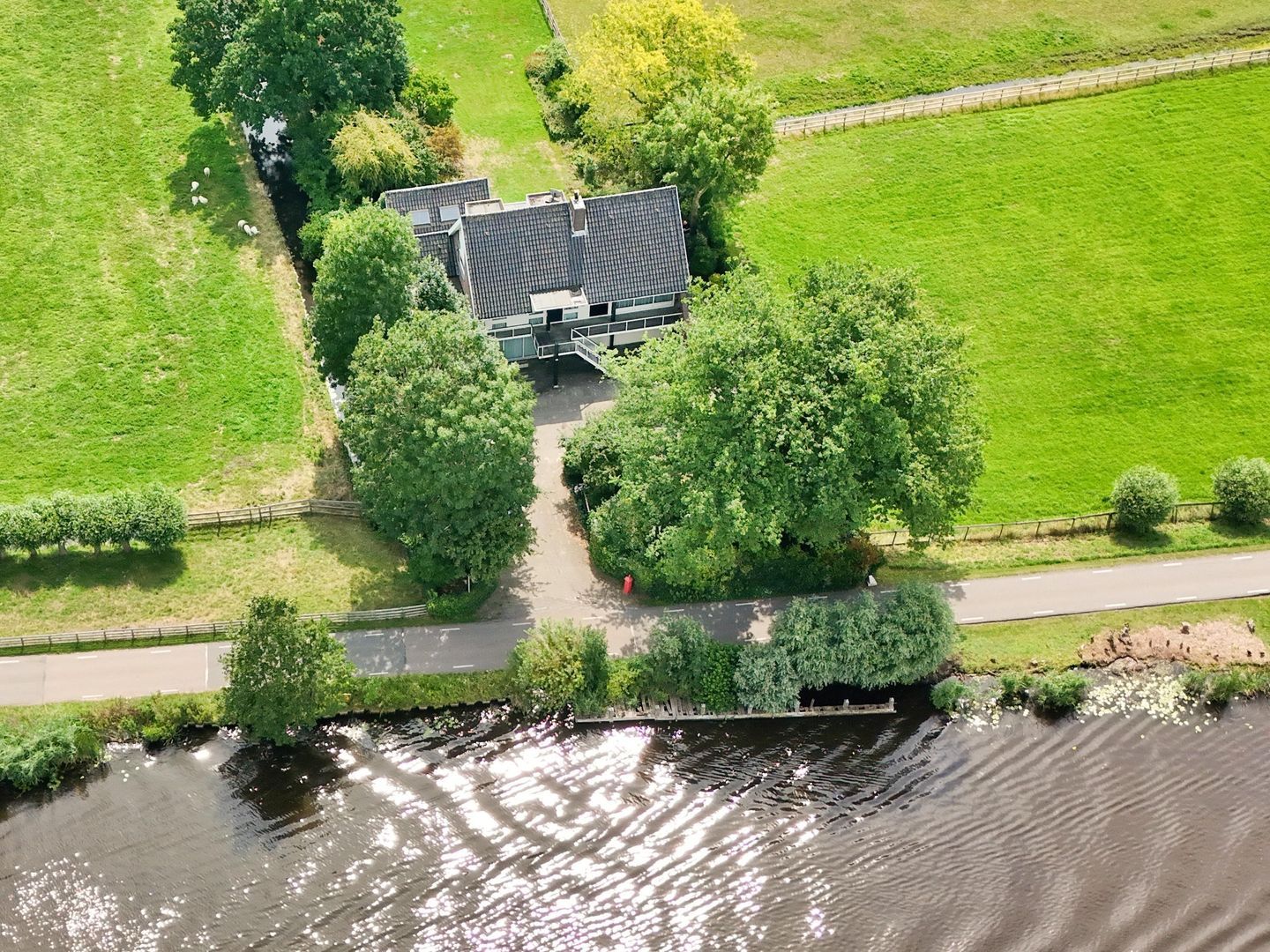 Rondehoep West 43 A, Ouderkerk Aan De Amstel foto-85 blur