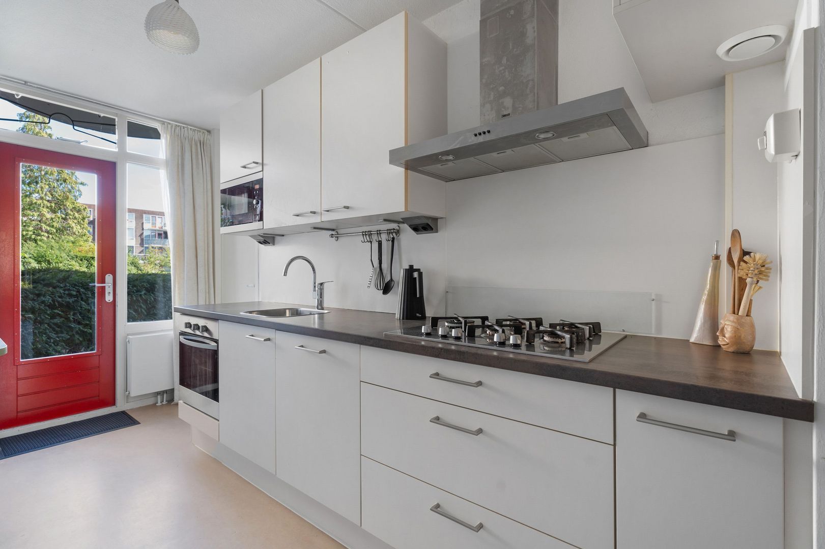 Minahassastraat 131, Amsterdam foto-12 blur