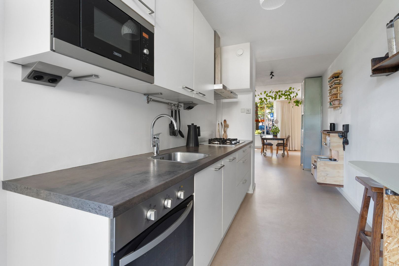 Minahassastraat 131, Amsterdam foto-15 blur