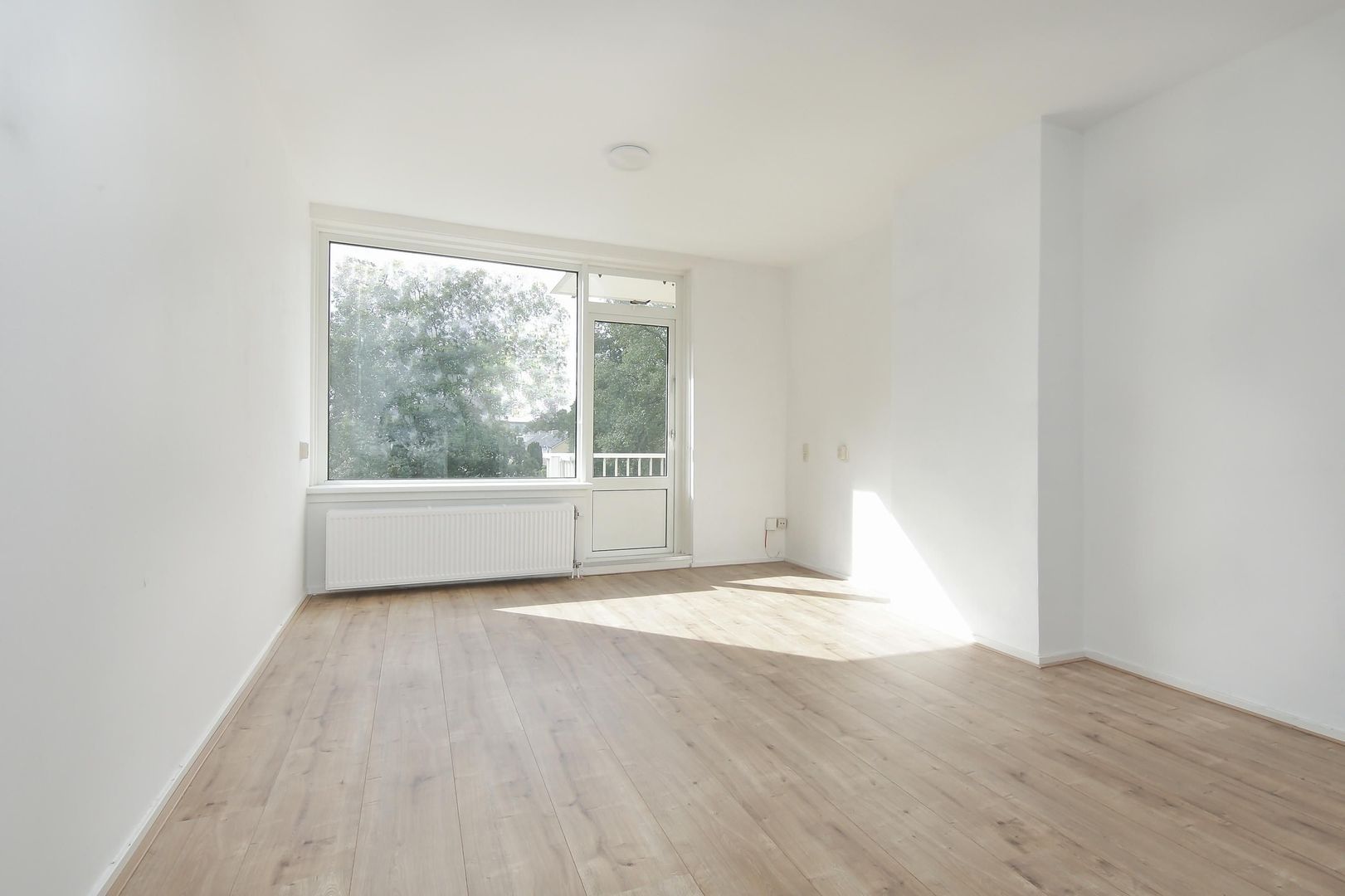 Einsteinlaan 107, Badhoevedorp foto-1 blur