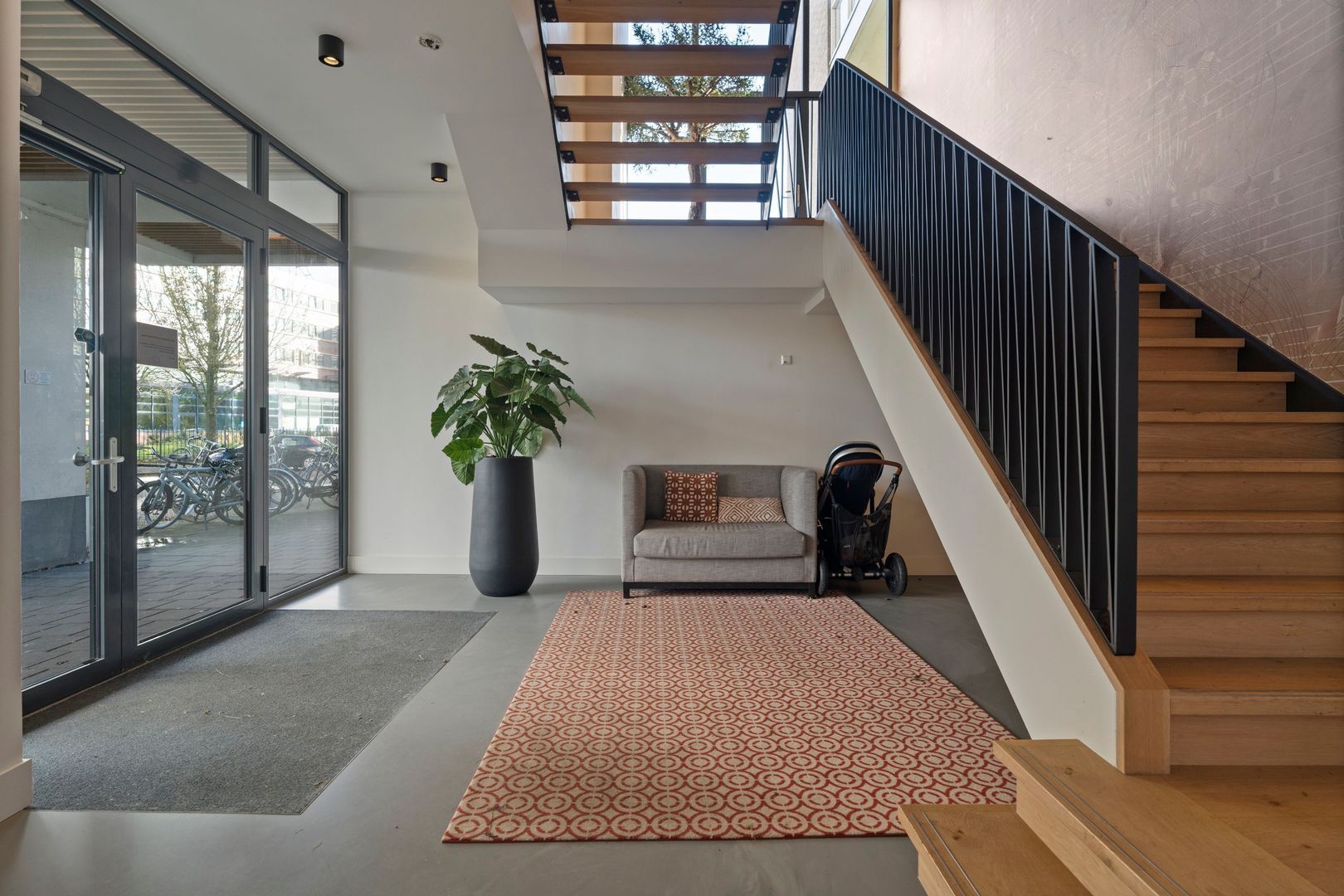 Burgemeester Hogguerstraat 789 E, Amsterdam foto-17 blur