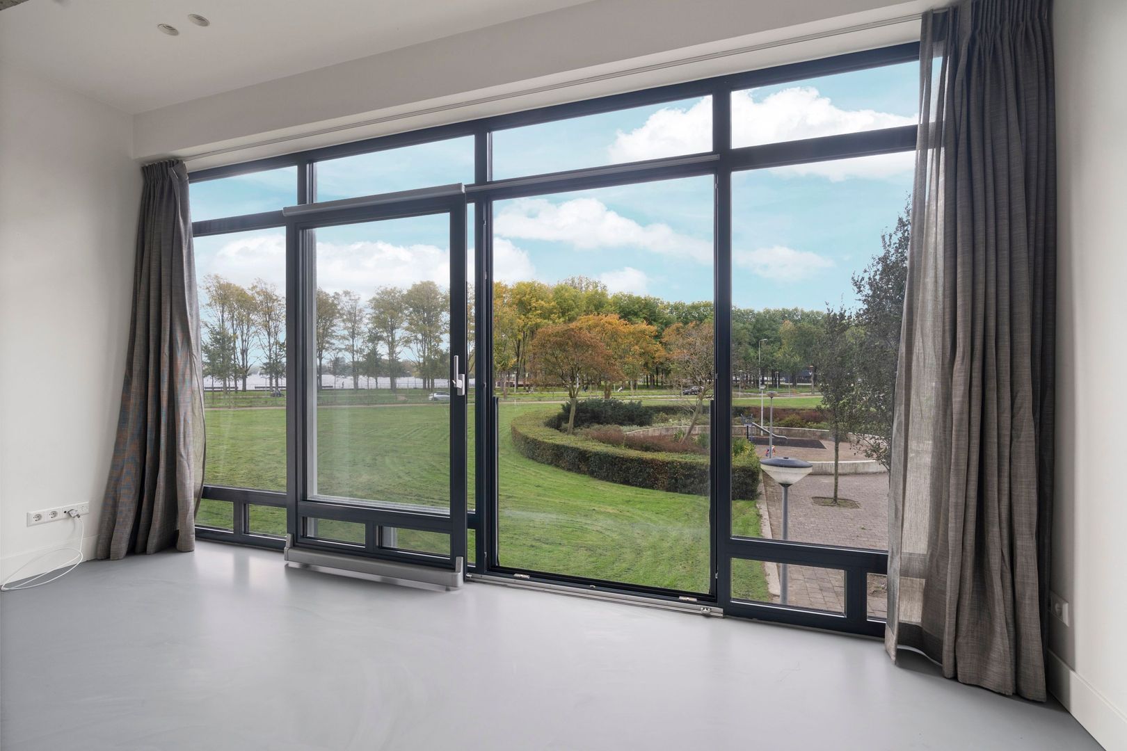 Burgemeester Hogguerstraat 789 E, Amsterdam foto-2 blur