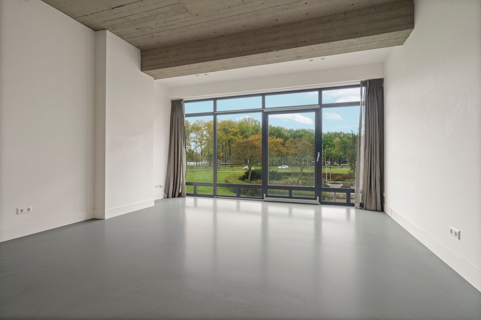 Burgemeester Hogguerstraat 789 E, Amsterdam foto-1 blur