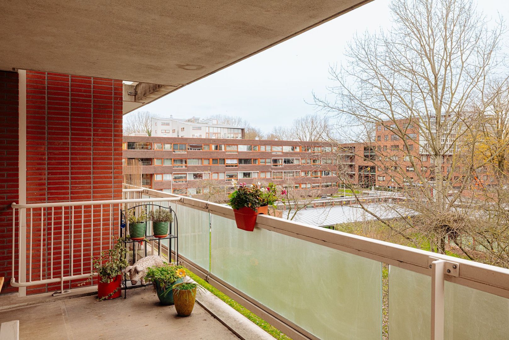 Oeverpad 259, Amsterdam foto-10 blur