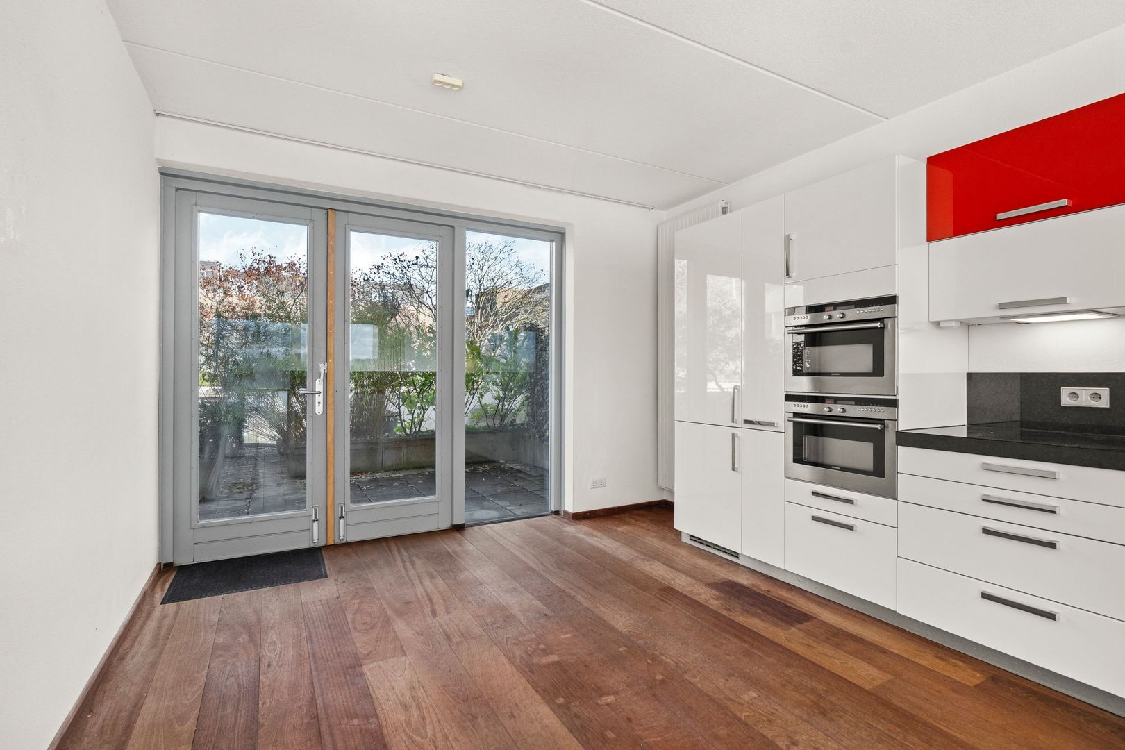 Oeverzeggestraat 36, Amsterdam foto-8 blur