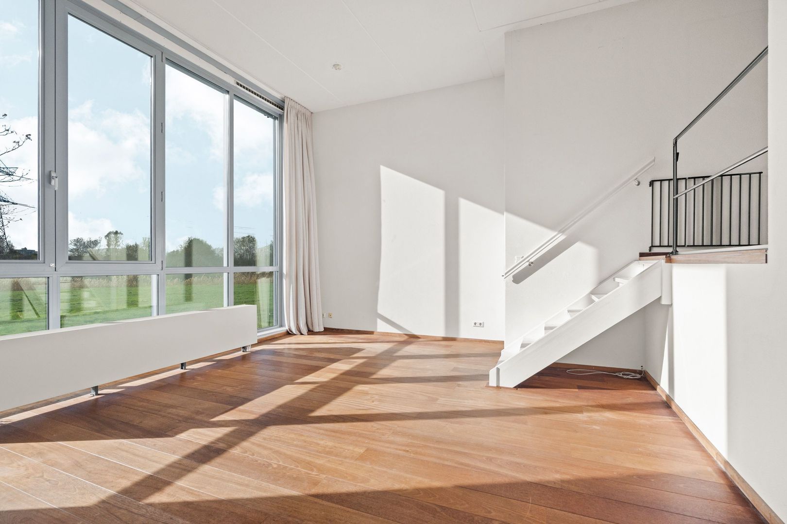 Oeverzeggestraat 36, Amsterdam foto-5 blur