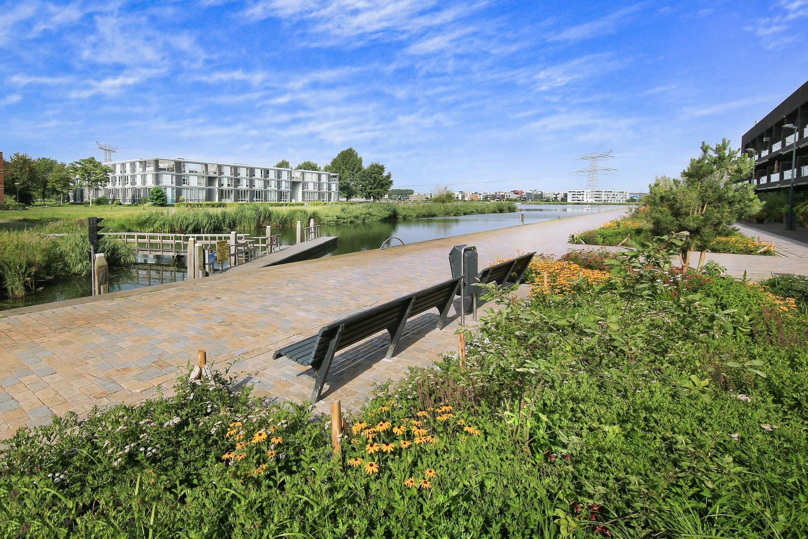 Oeverzeggestraat 36, Amsterdam foto-52 blur