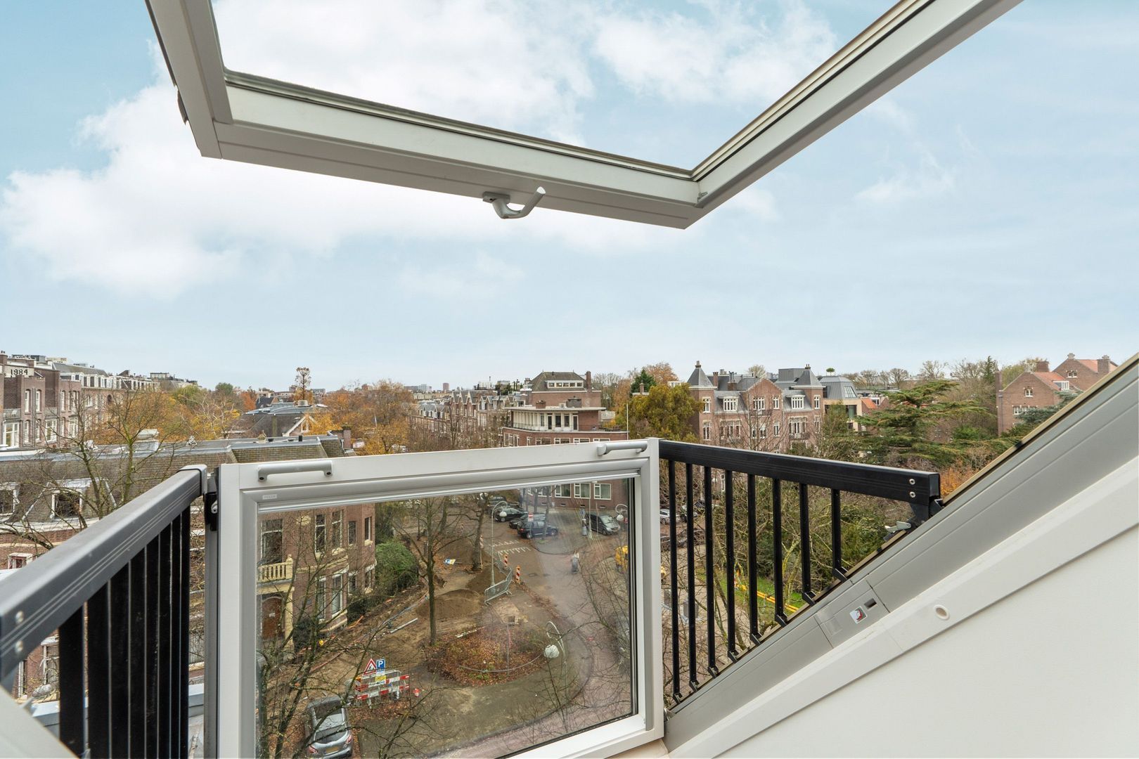 Emmaplein 7 B, Amsterdam foto-64 blur