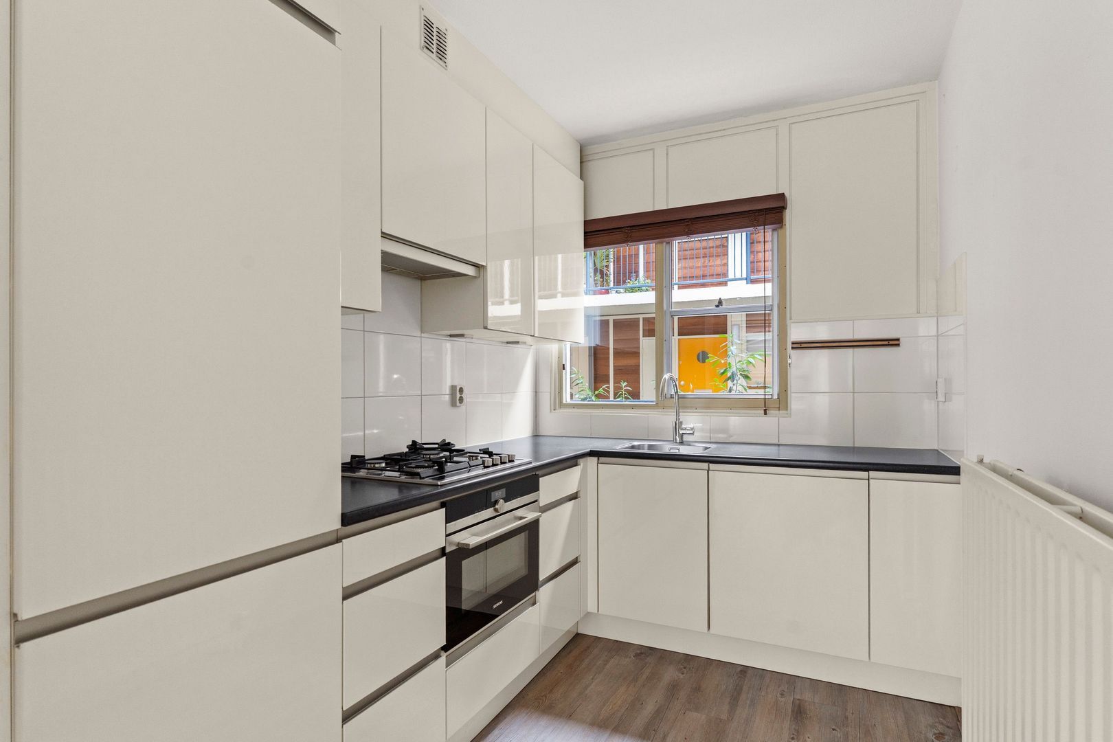 Nieuwe Kerkstraat 409, Amsterdam foto-2 blur