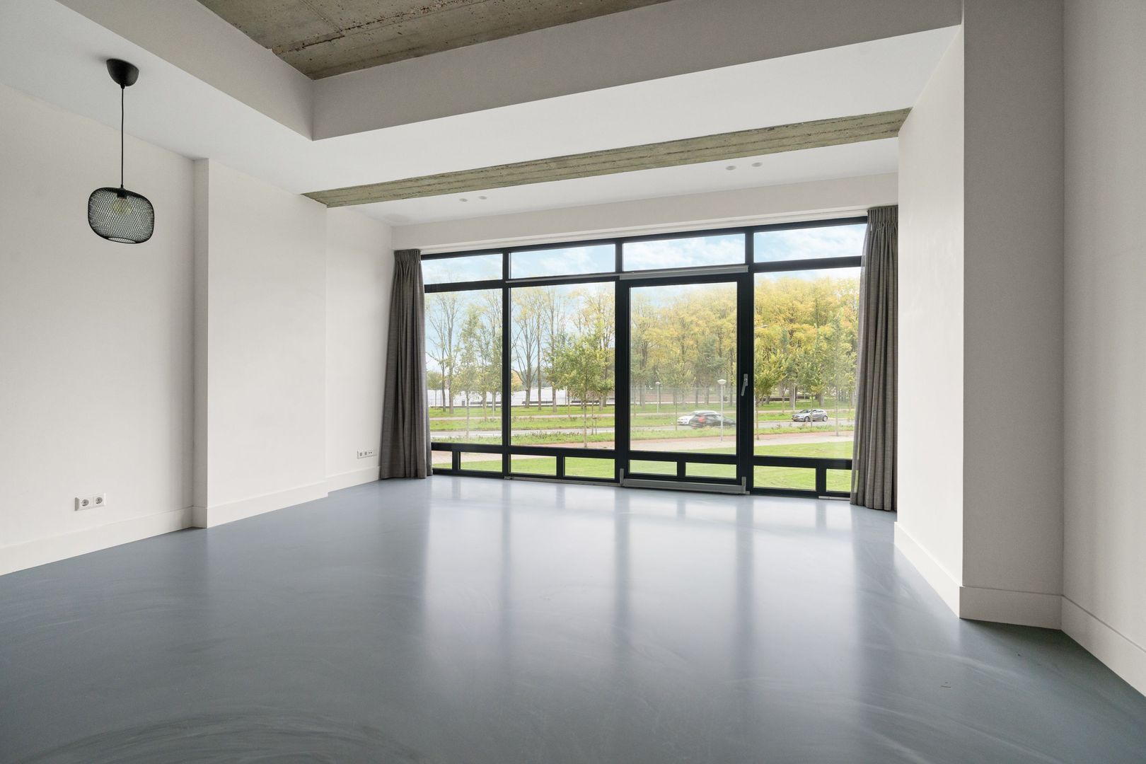 Burgemeester Hogguerstraat 793 E, Amsterdam foto-1 blur