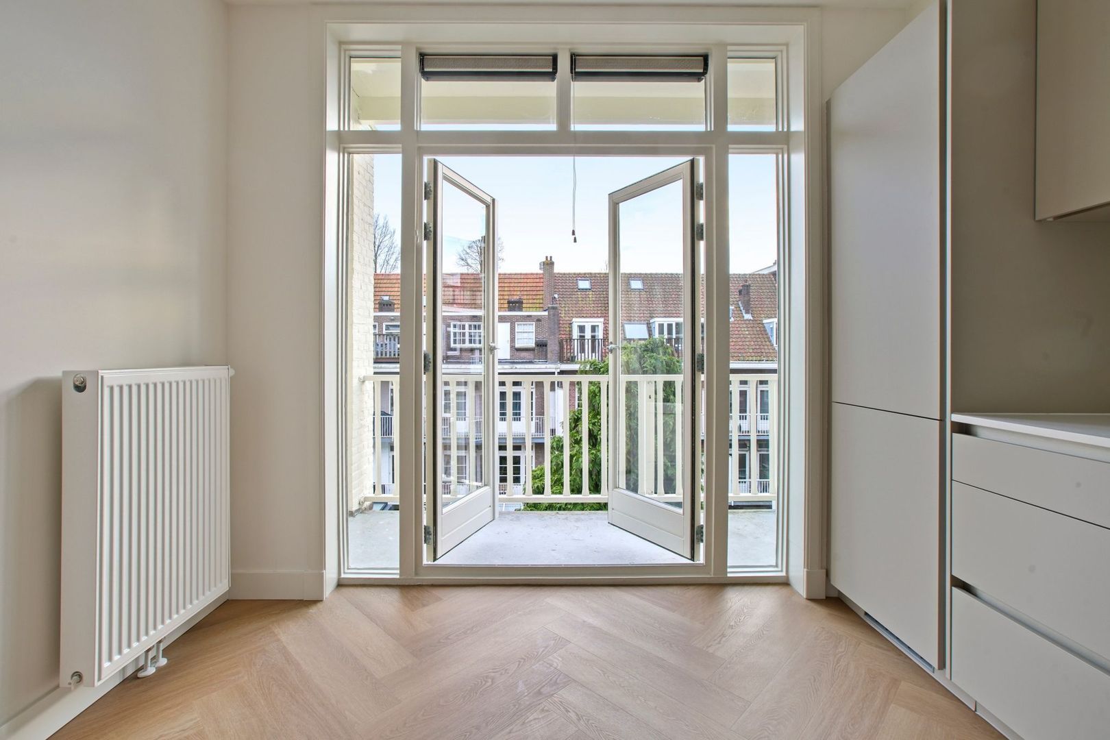 Van Tuyll van Serooskerkenweg 111 3, Amsterdam foto-2 blur