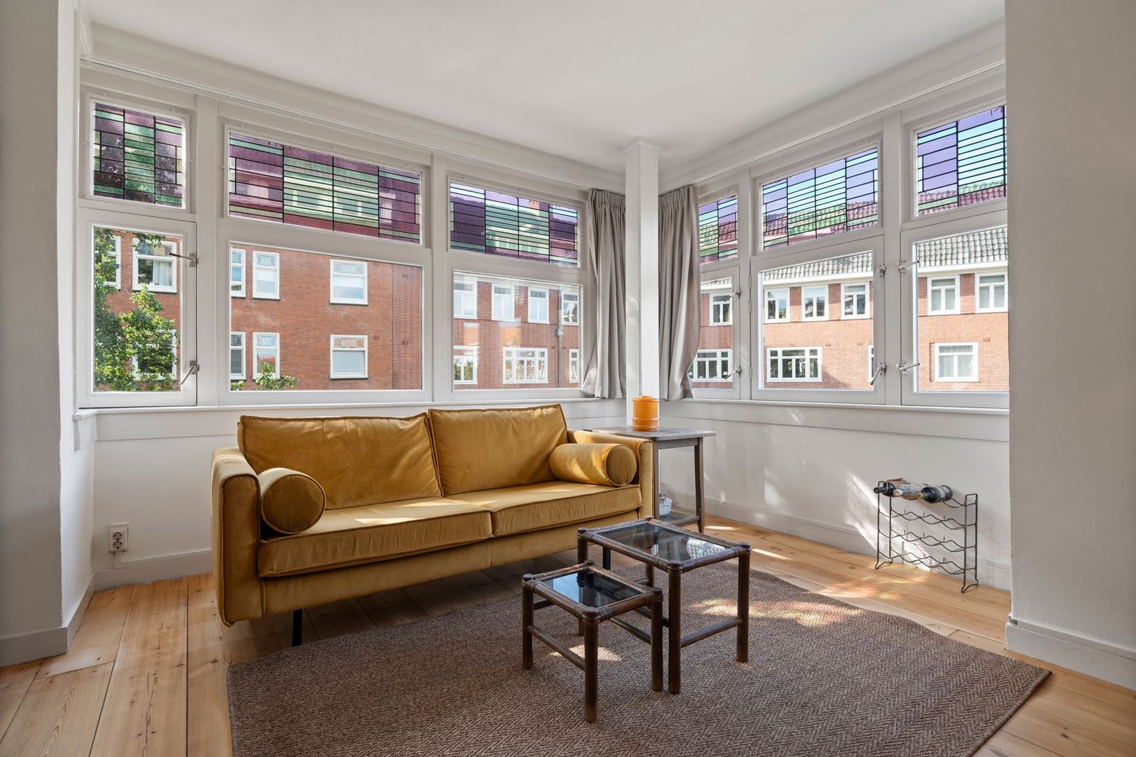 Paramariboplein 2 2, Amsterdam foto-2 blur