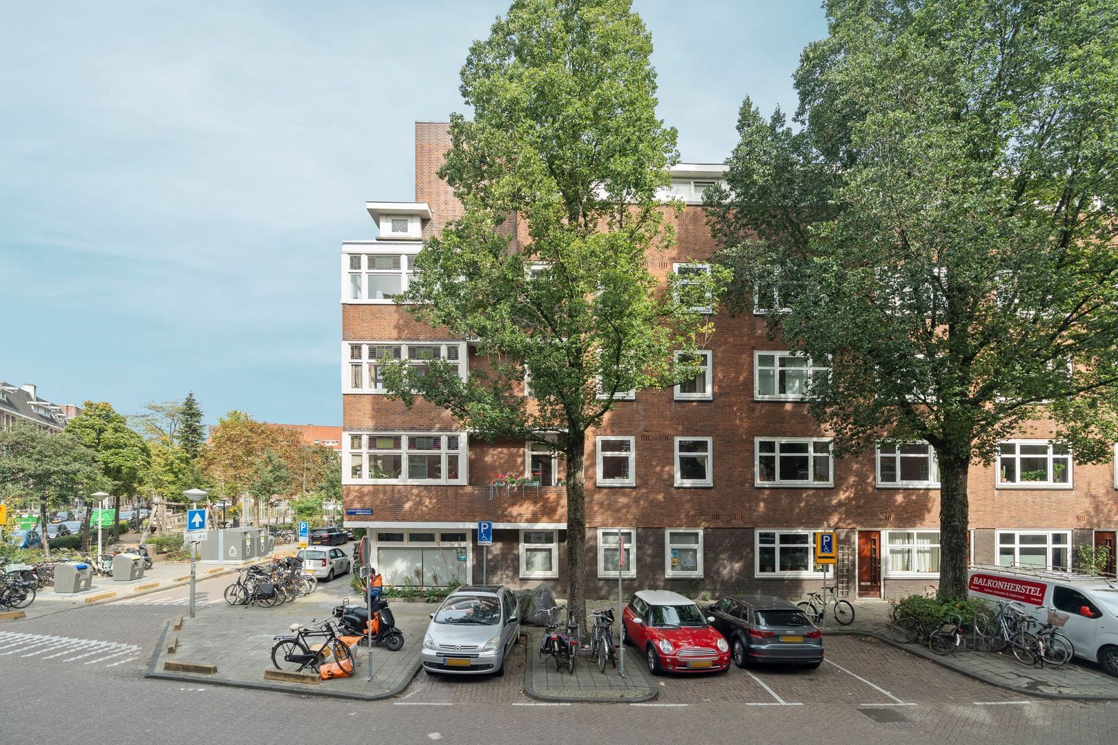 Paramariboplein 2 2, Amsterdam foto-35 blur