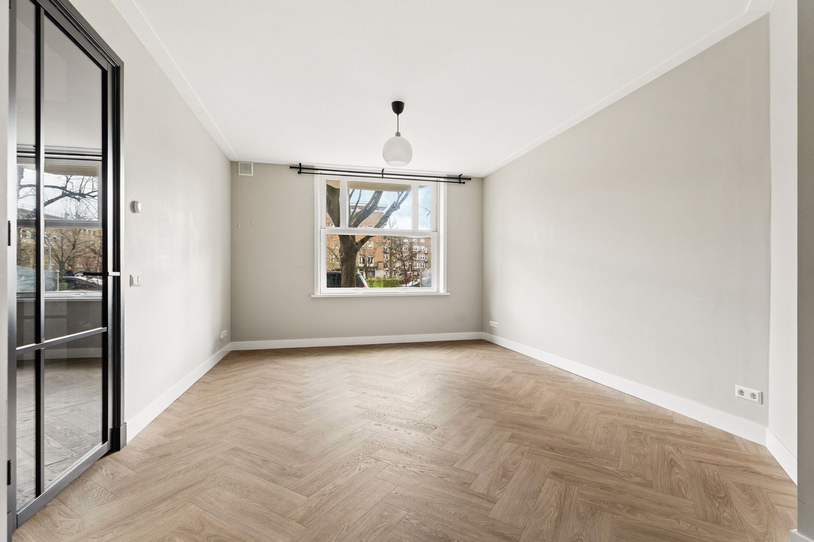 Van Tuyll van Serooskerkenweg 164, Amsterdam foto-1 blur