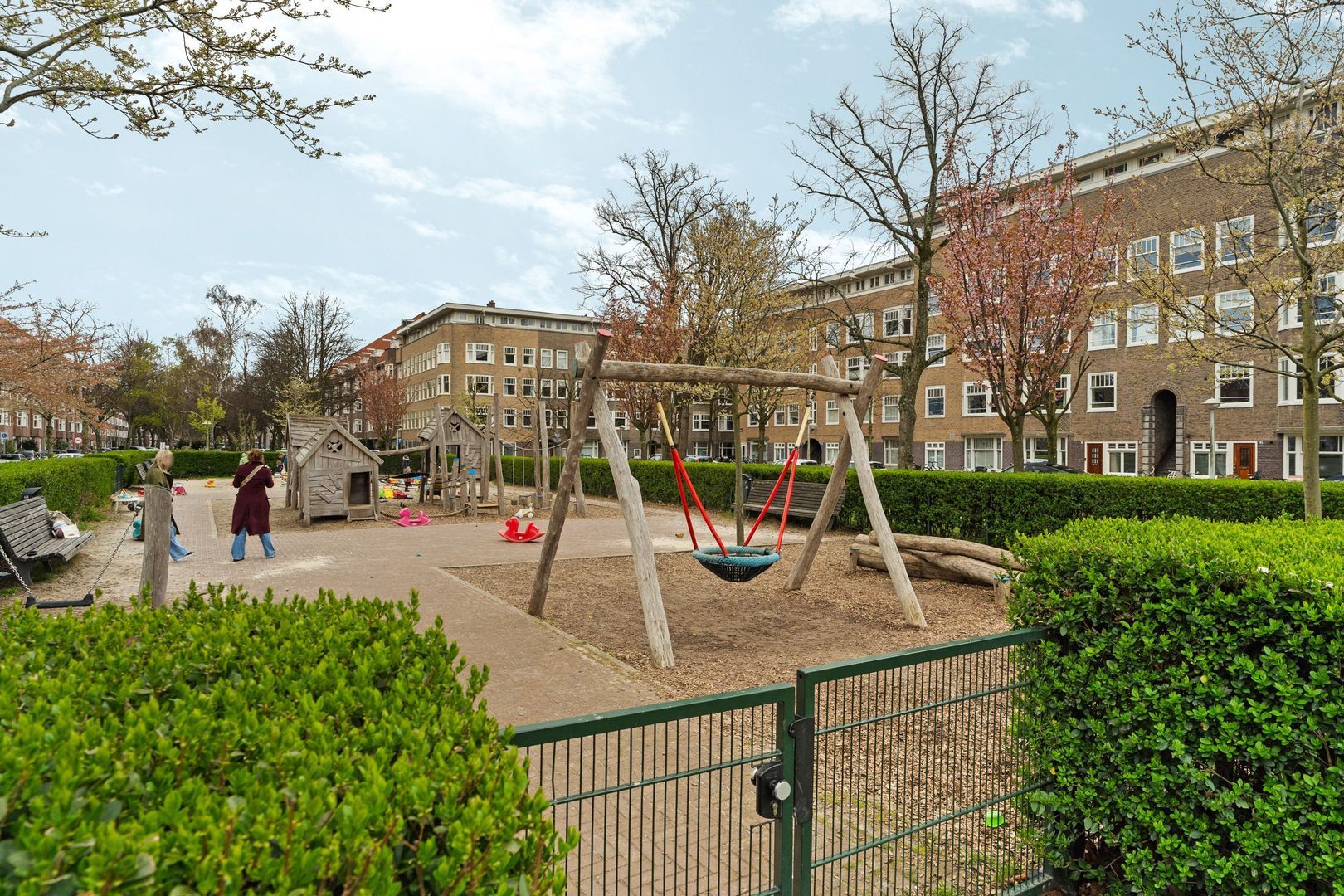 Van Tuyll van Serooskerkenweg 164, Amsterdam foto-36 blur