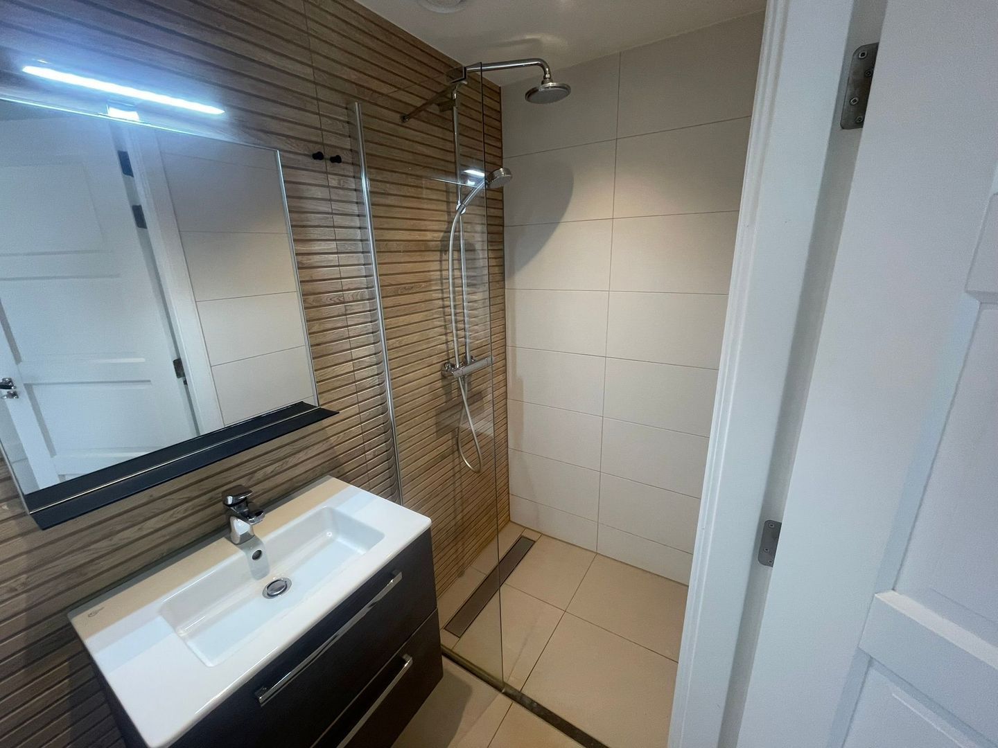 Linnaeusstraat 83 1, Amsterdam foto-11 blur