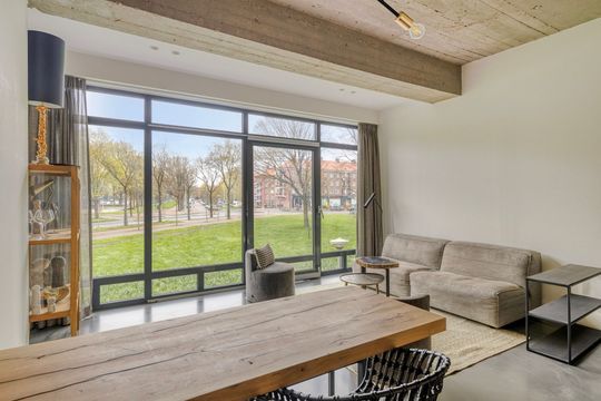 Burgemeester Hogguerstraat 1217, Amsterdam foto-0