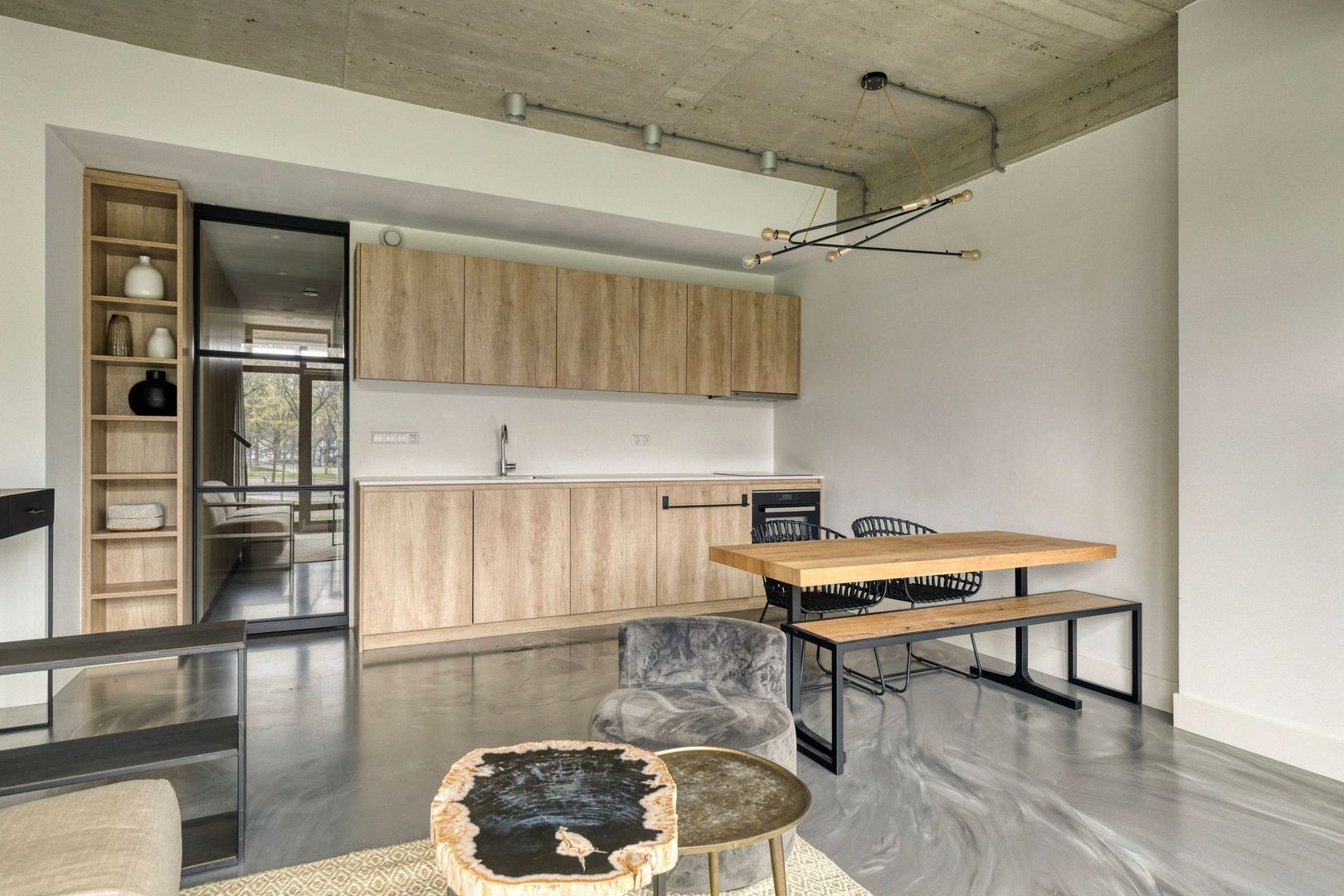 Burgemeester Hogguerstraat 1217, Amsterdam foto-4 blur