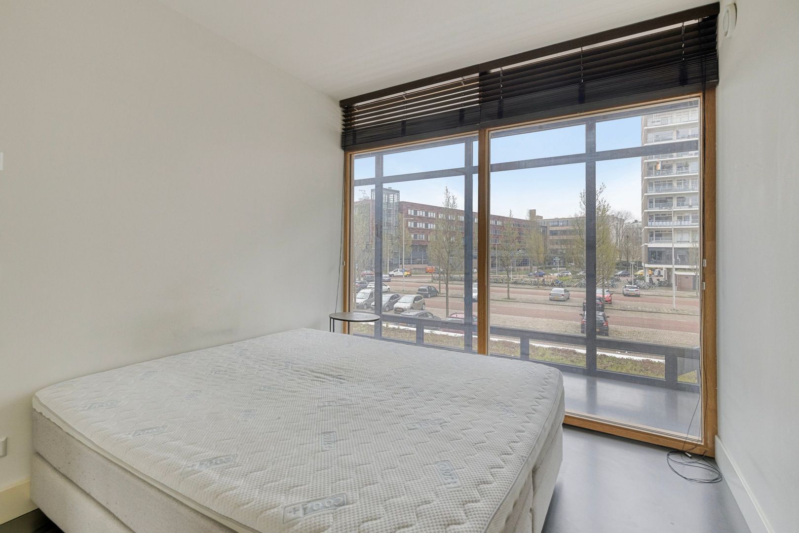 Burgemeester Hogguerstraat 1217, Amsterdam foto-11 blur