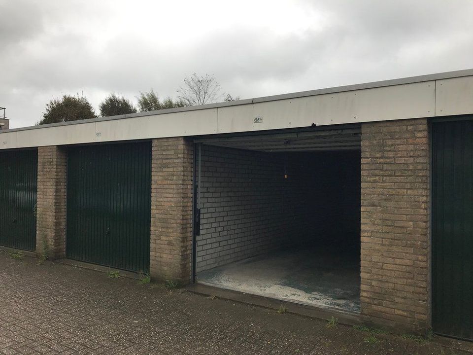 Dennenlaan 56, Haarlemmermeer