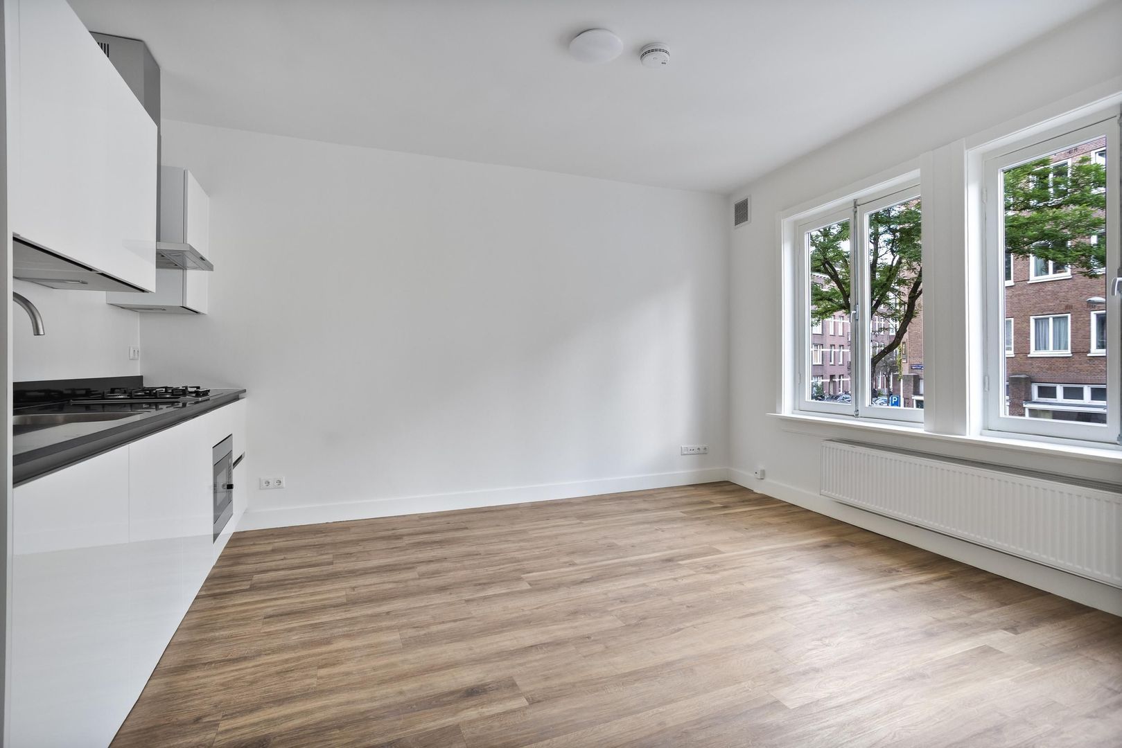 Maarten Harpertszoon Trompstraat 41 1, Amsterdam foto-1 blur