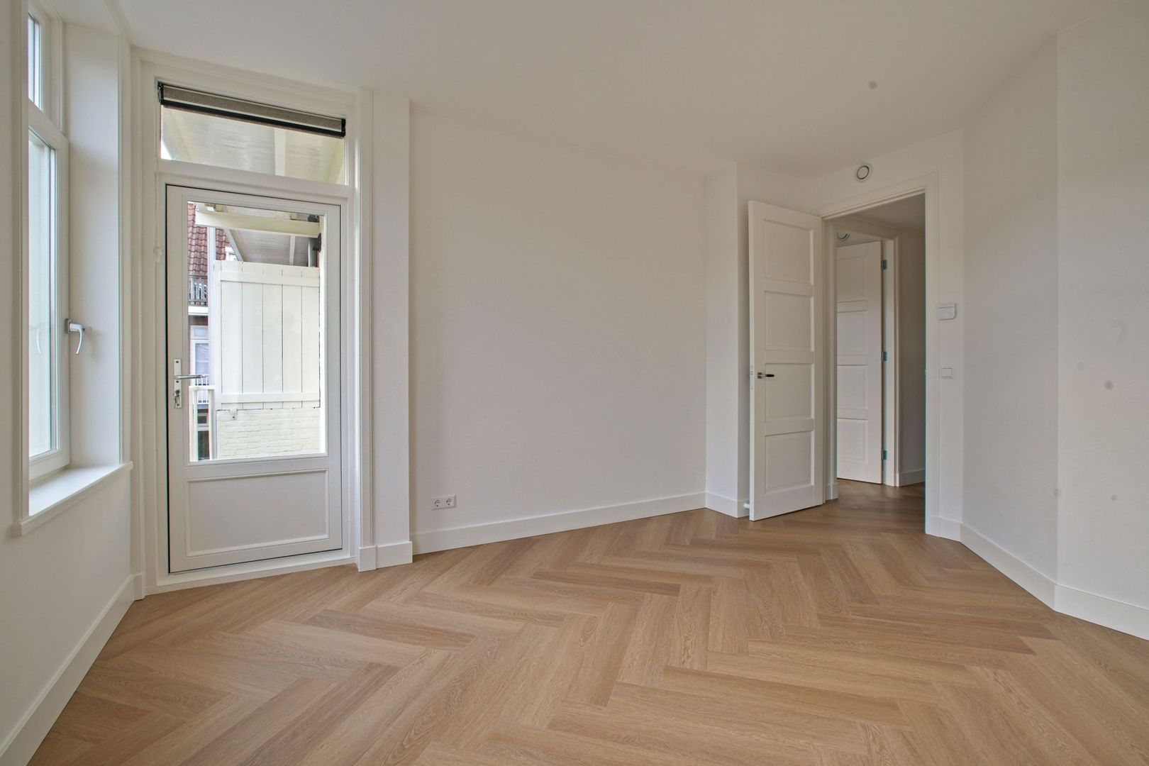 Van Tuyll van Serooskerkenweg 103 3, Amsterdam foto-11 blur