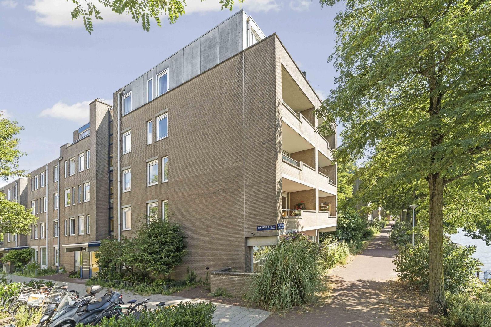 Dick Greinerstraat 22, Amsterdam foto-32 blur