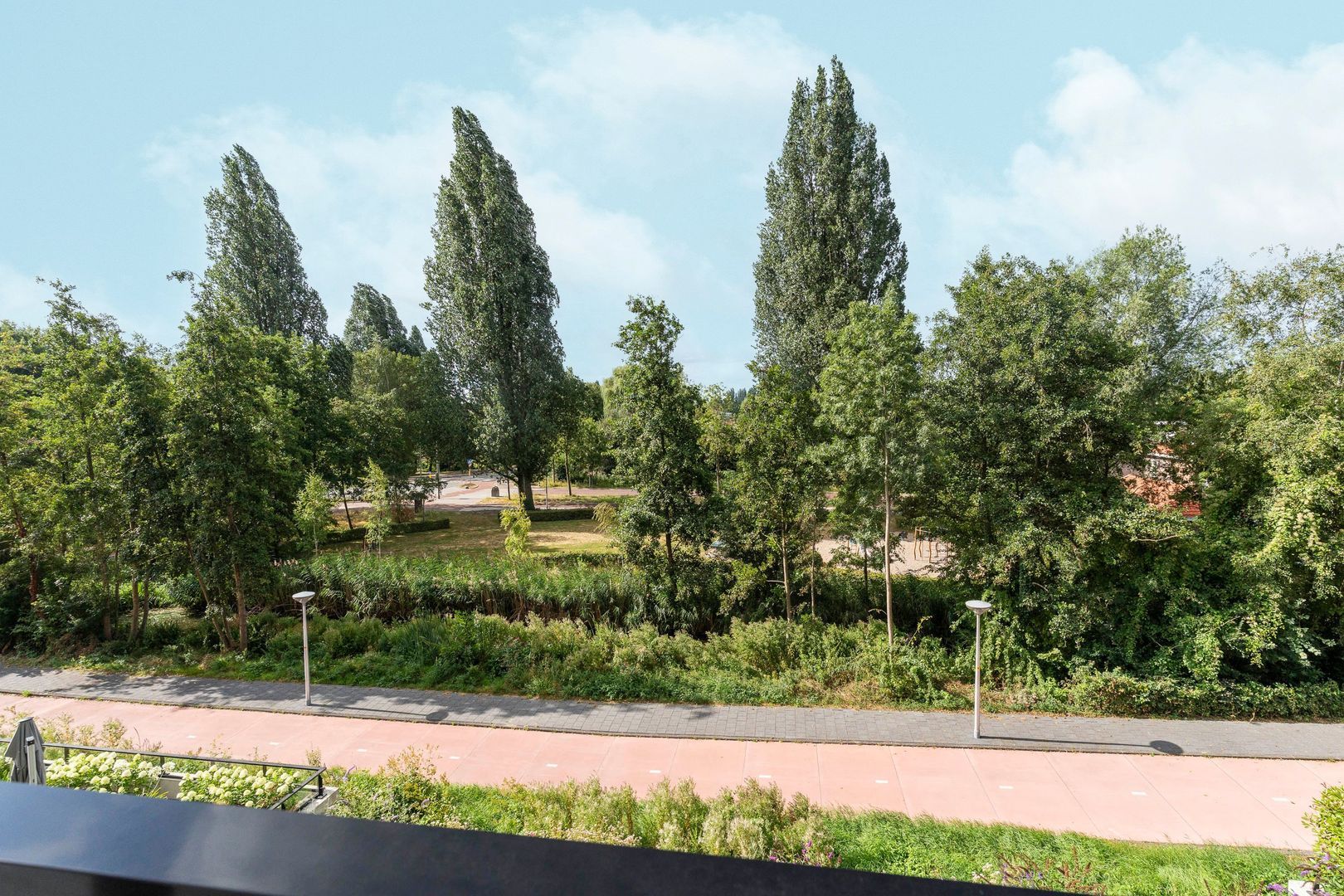 Burgemeester Rijnderslaan 252, Amstelveen foto-49 blur
