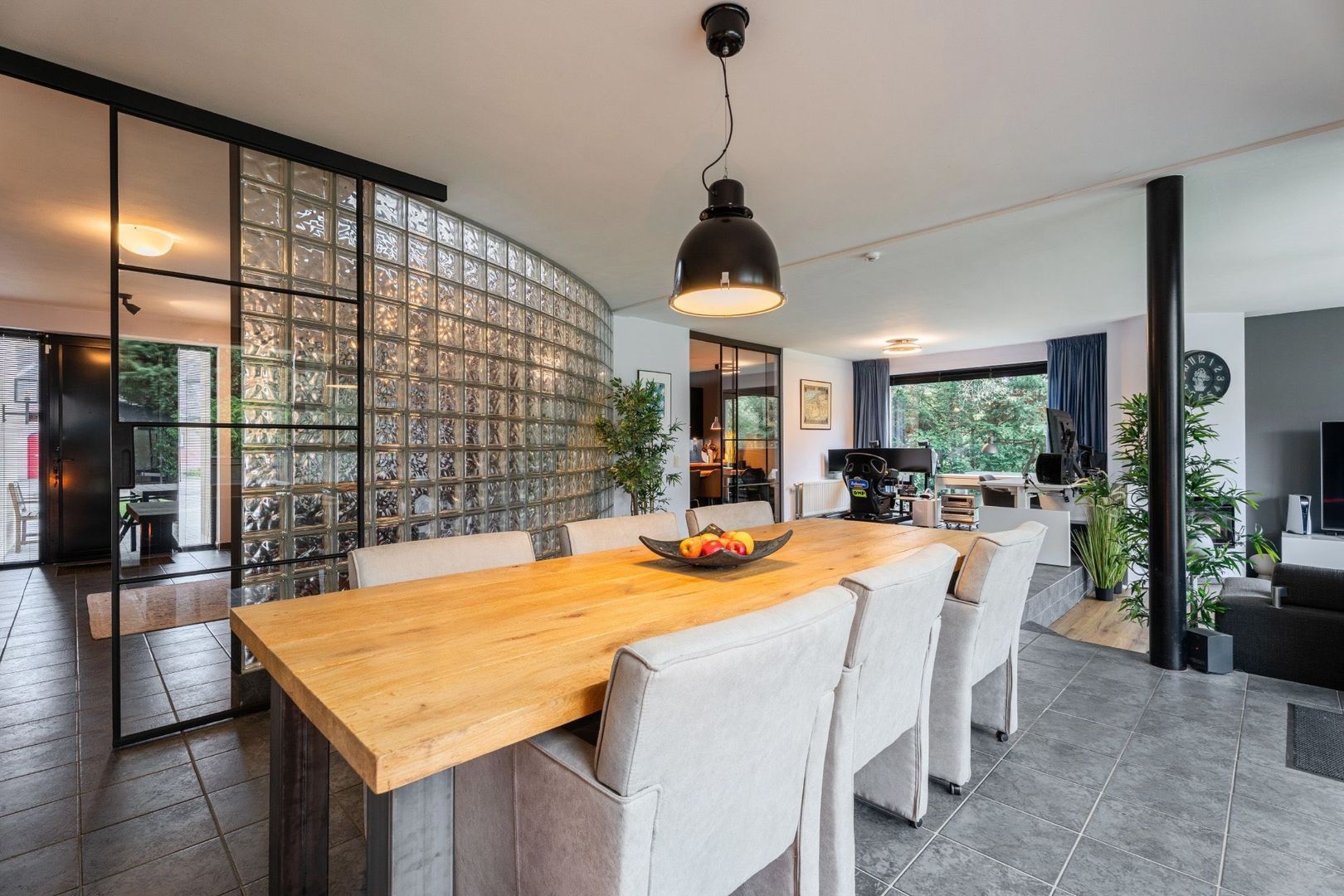 Huzenblek 51, Ravels foto-4