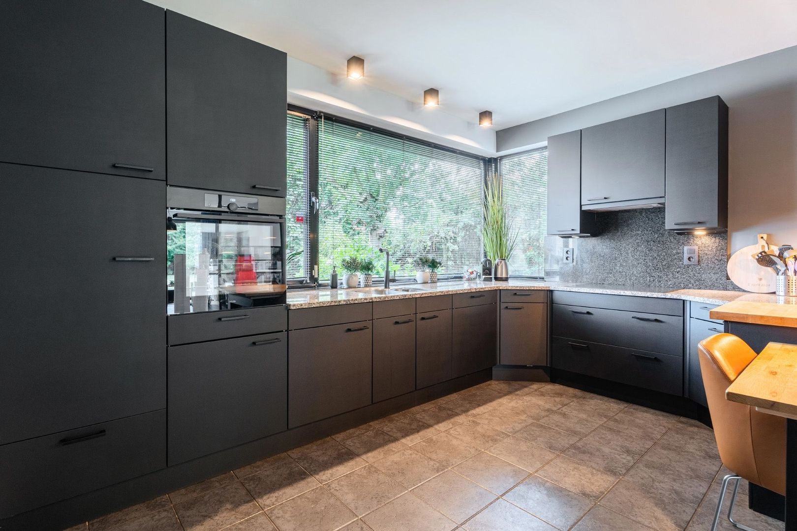 Huzenblek 51, Ravels foto-16