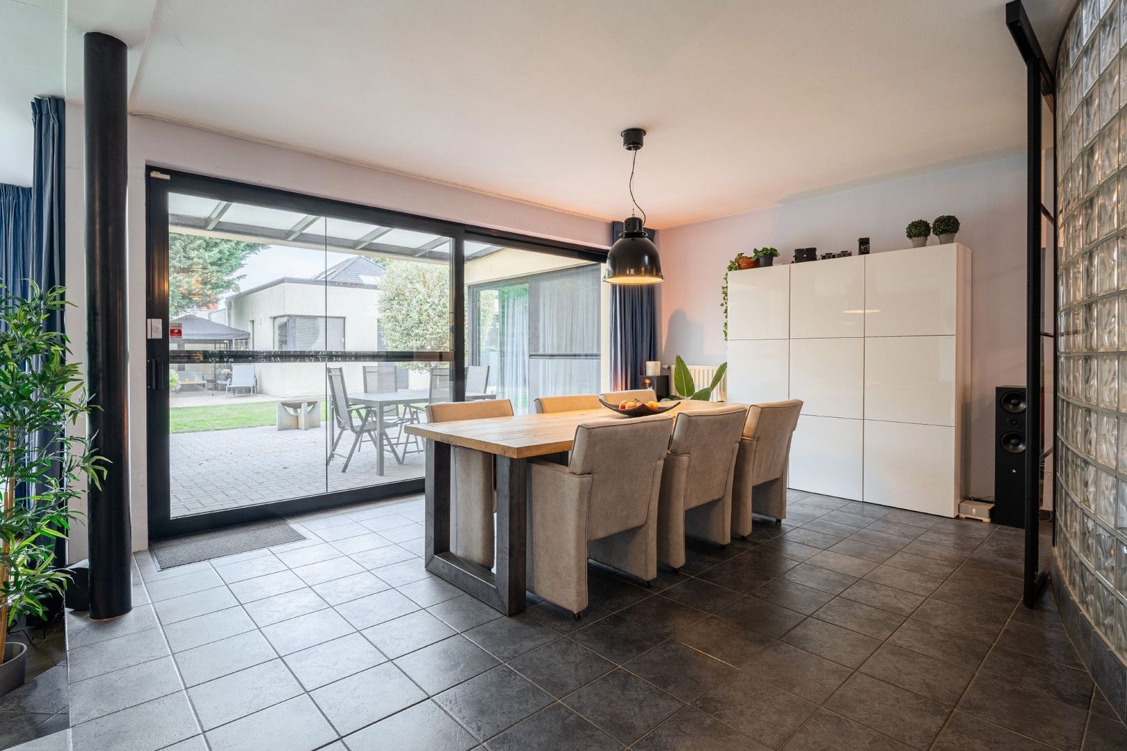 Huzenblek 51, Ravels foto-11