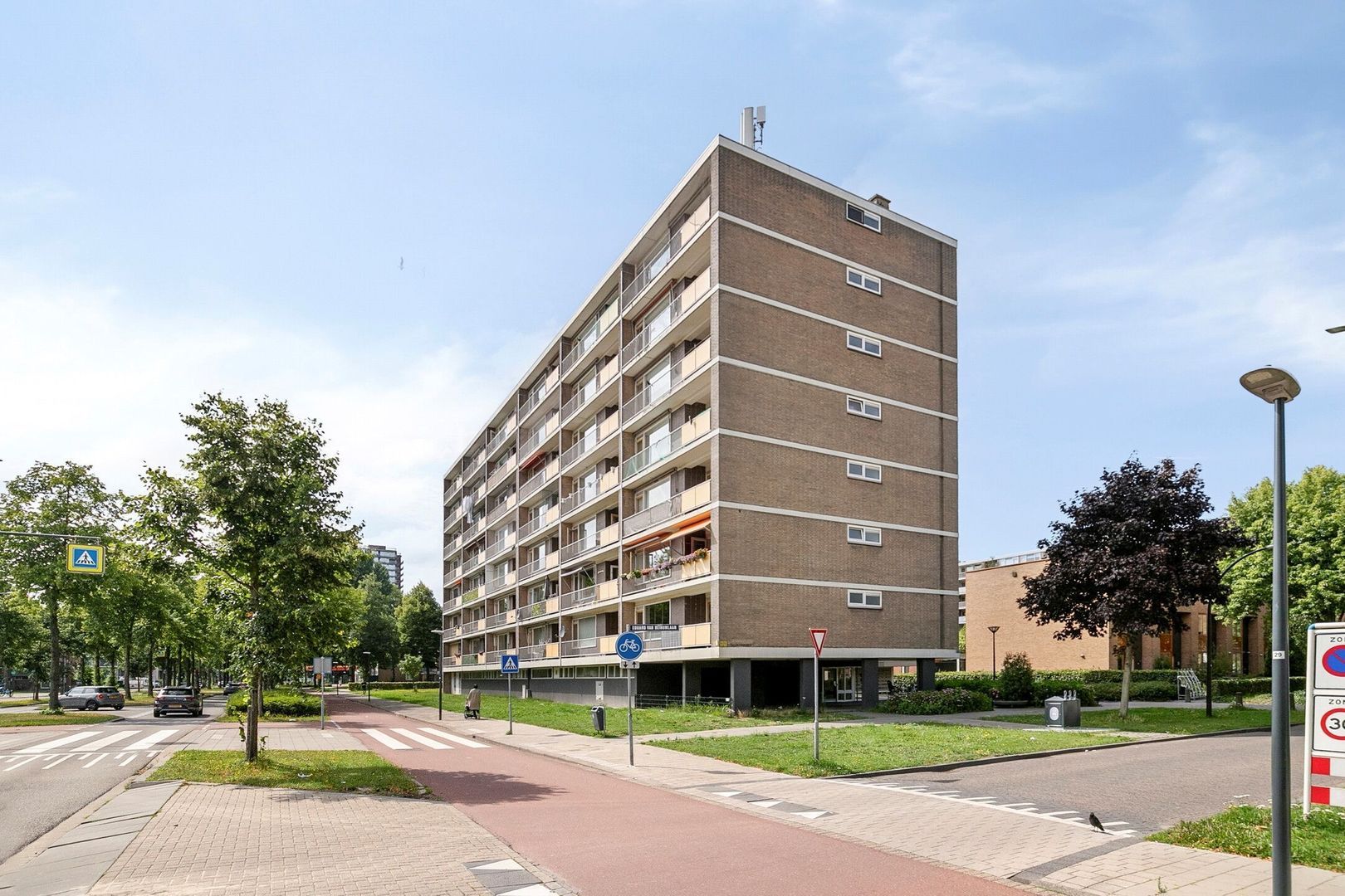 Willem Landréplein 53, Schiedam foto-1 blur