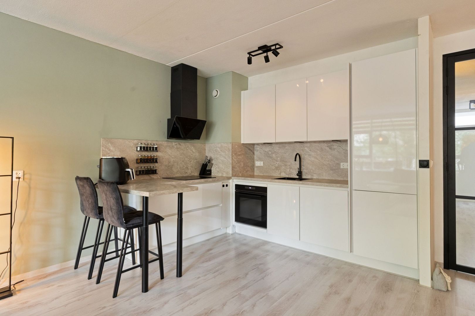 Delflandseweg 237, Schiedam foto-12 blur