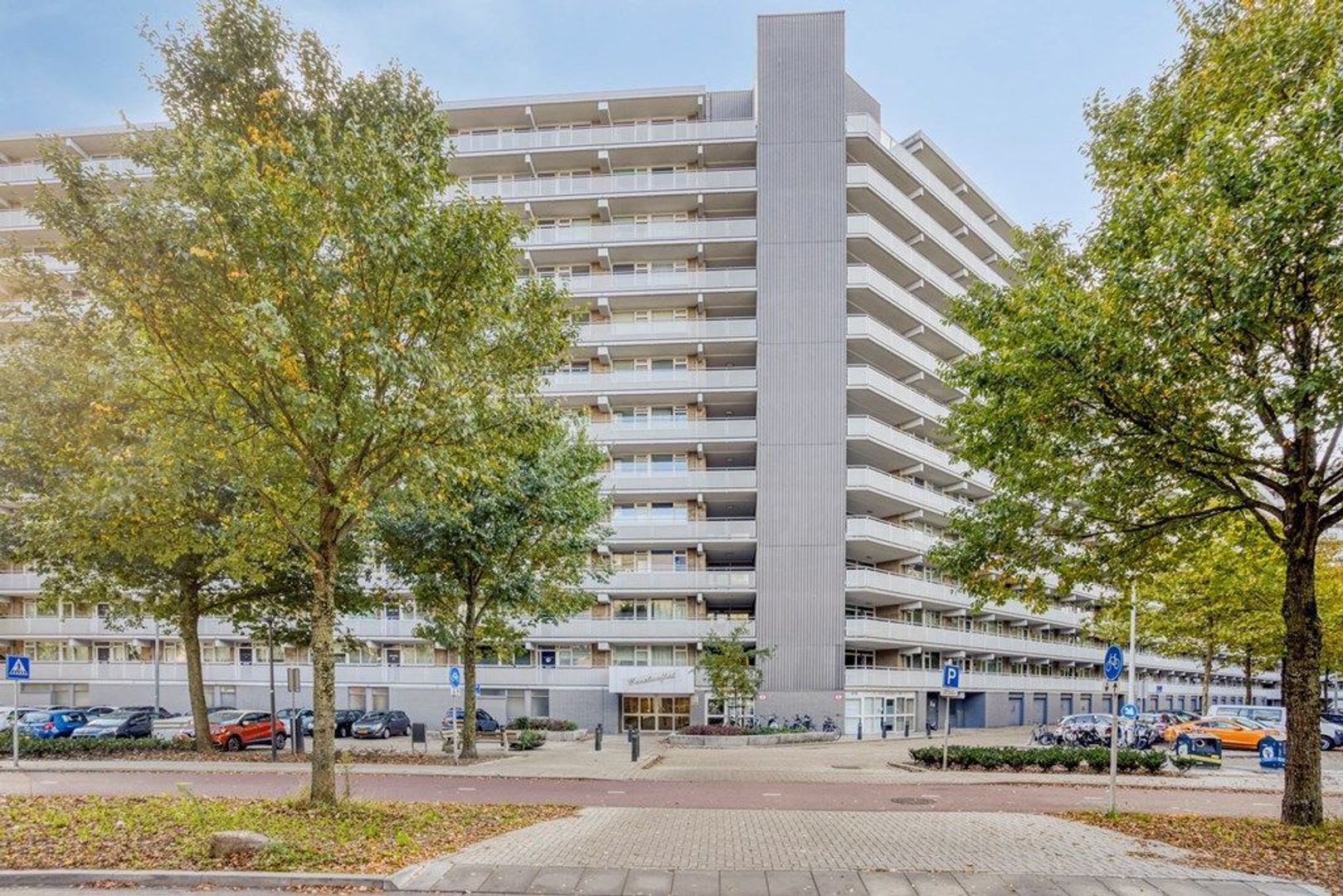 Chopinplein 228, Schiedam foto-1 blur