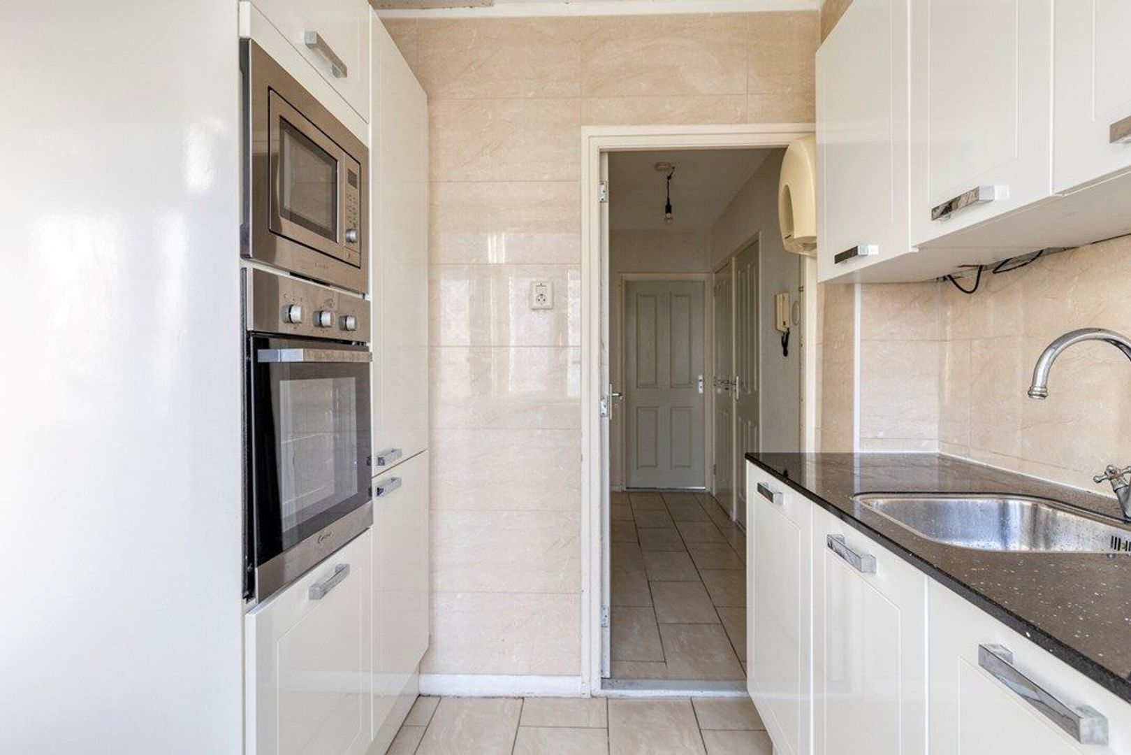 Pleinweg 218 A, Rotterdam foto-11 blur