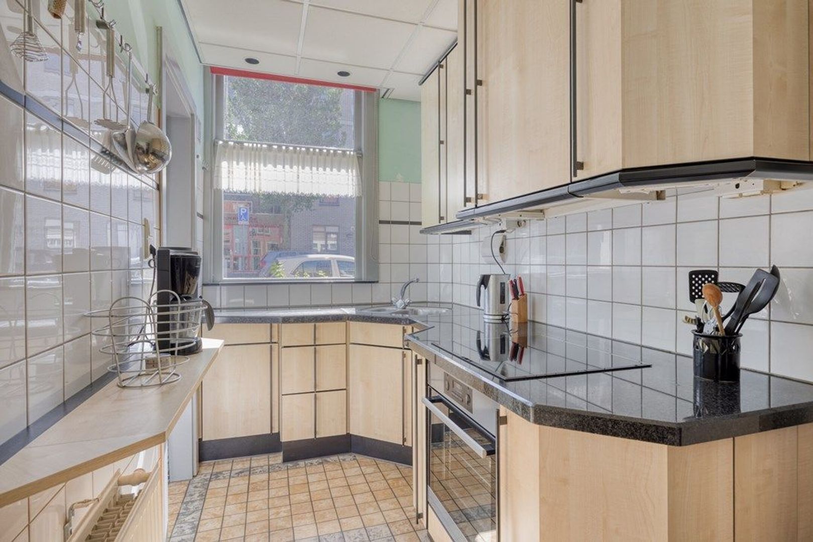 Westfrankelandsestraat 36, Schiedam foto-11 blur