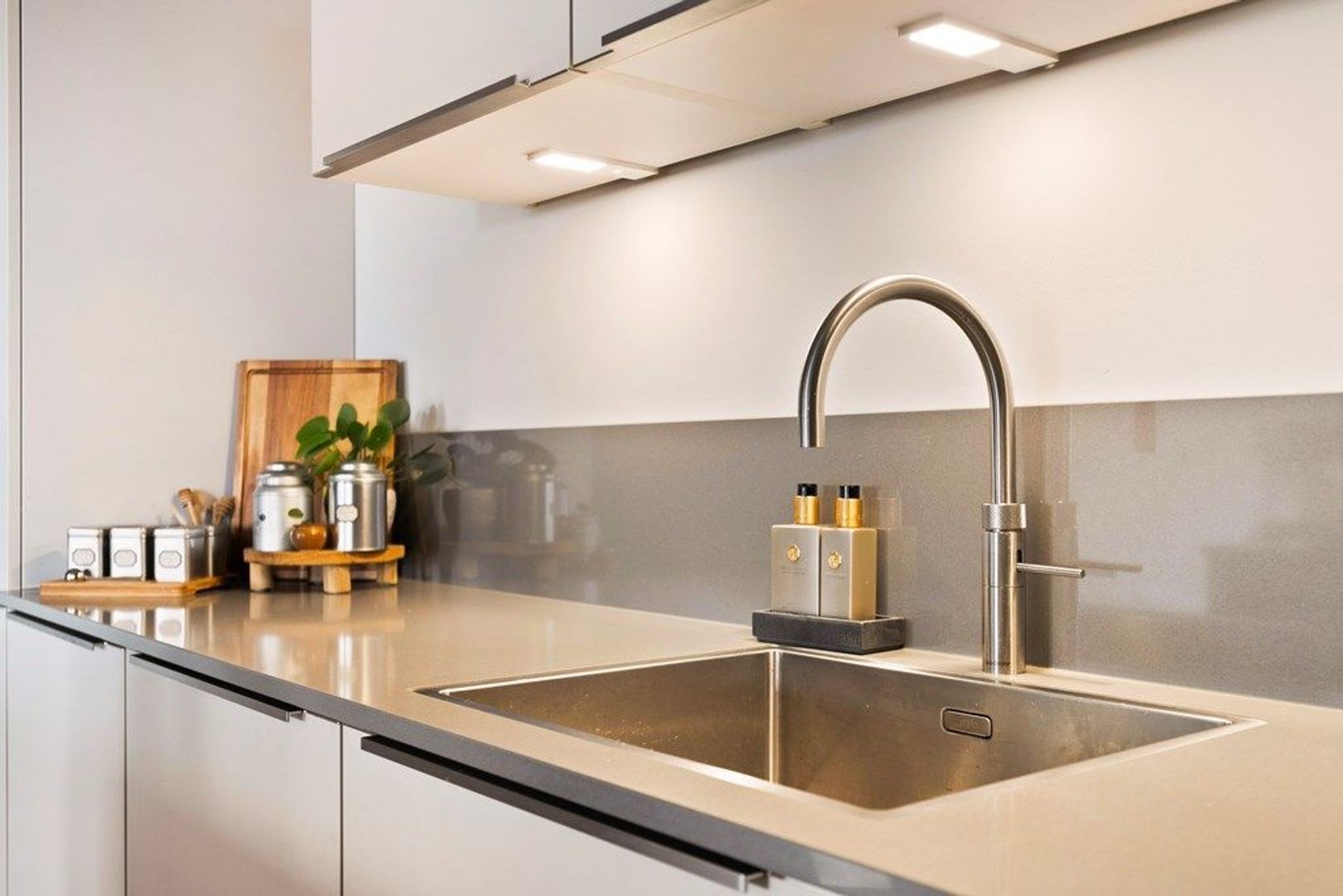 Freijaholm 41, Schiedam foto-19 blur