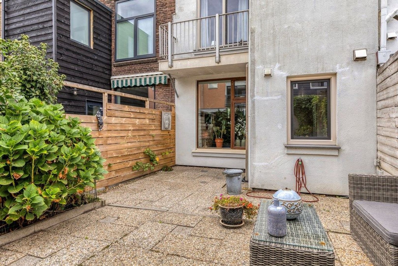 Nieuwe Maasstraat 48, Schiedam foto-30 blur