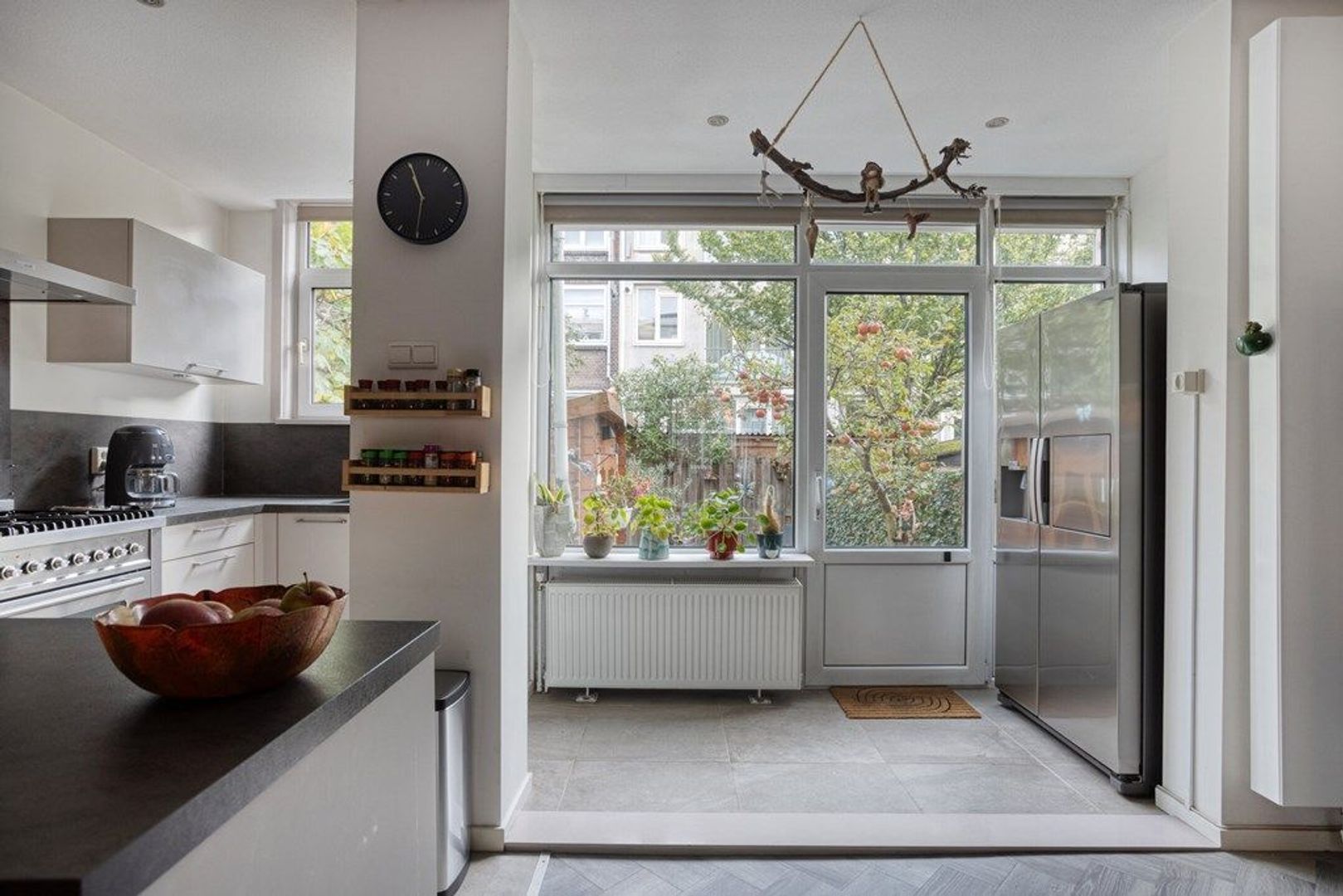 Paulus Potterstraat 18, Schiedam foto-10 blur