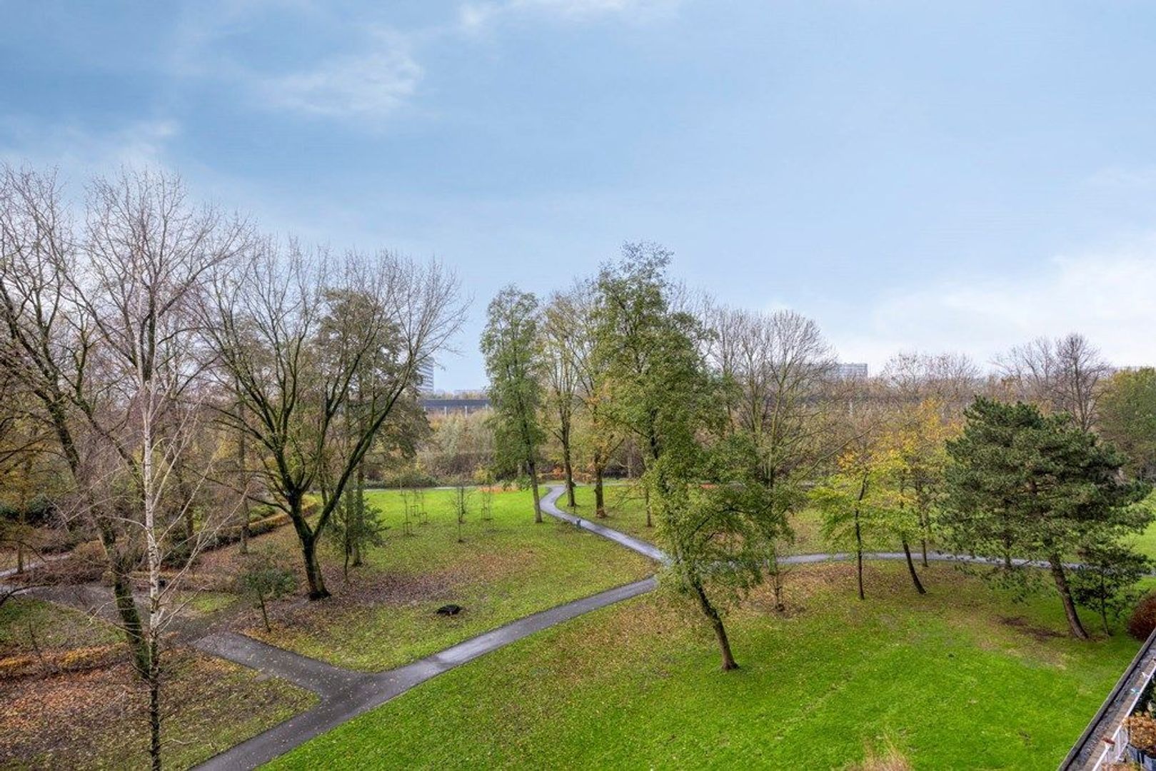 Chopinplein 120, Schiedam foto-31 blur