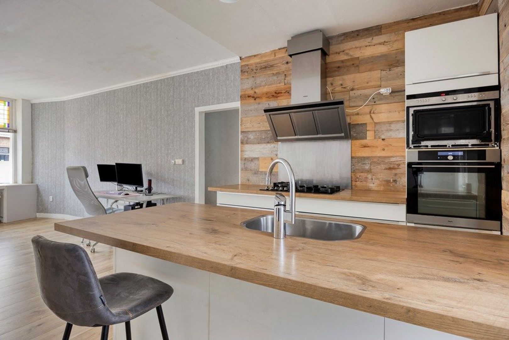 Westfrankelandsestraat 99, Schiedam foto-9 blur