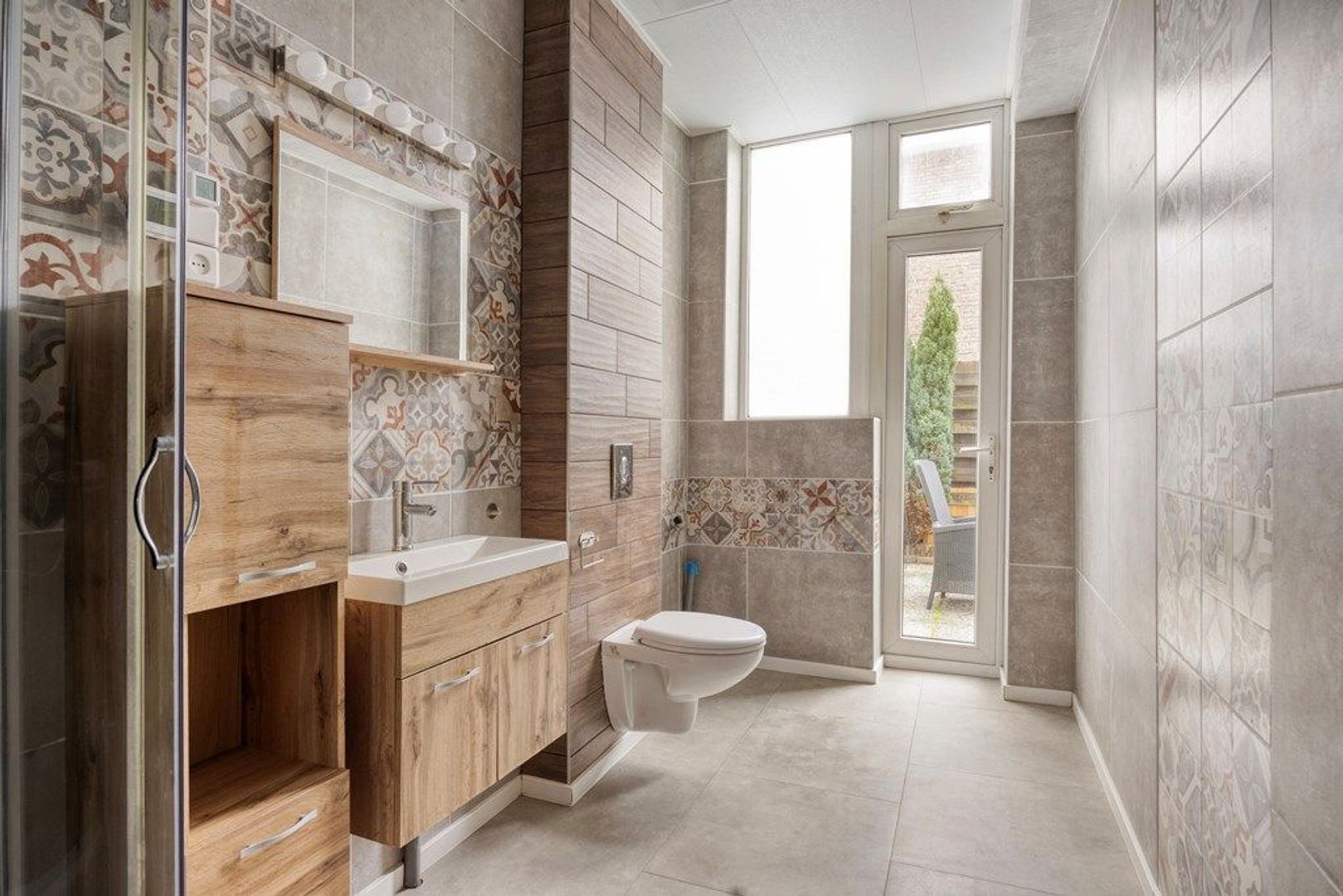 Westfrankelandsestraat 99, Schiedam foto-12 blur