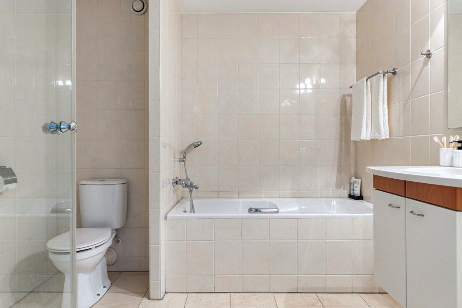 Nieuwe Haven 259 A, Schiedam foto-42 blur